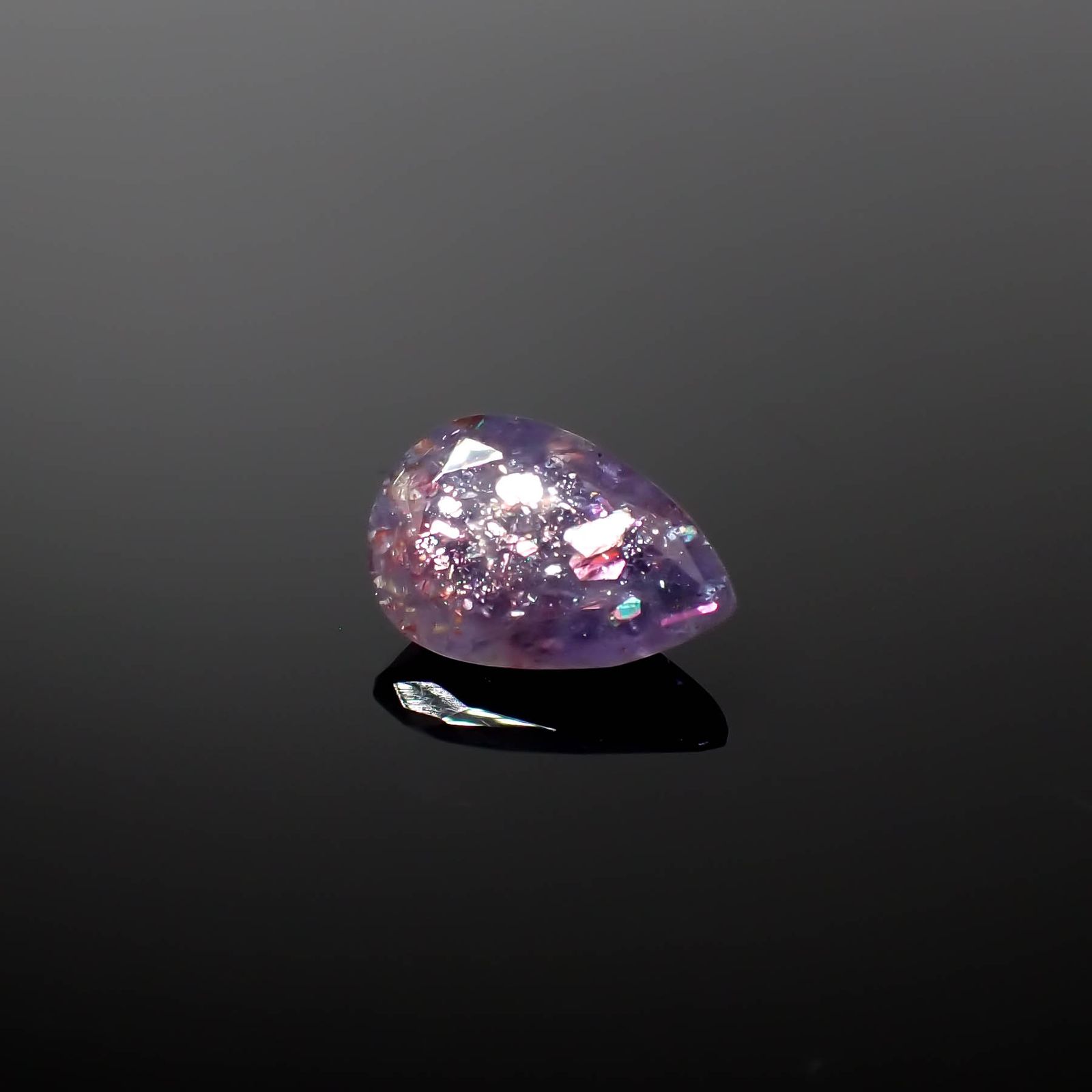 ブラッドショットアイオライト インド産 2.80ct[240125376]12.2x8.1mm前後