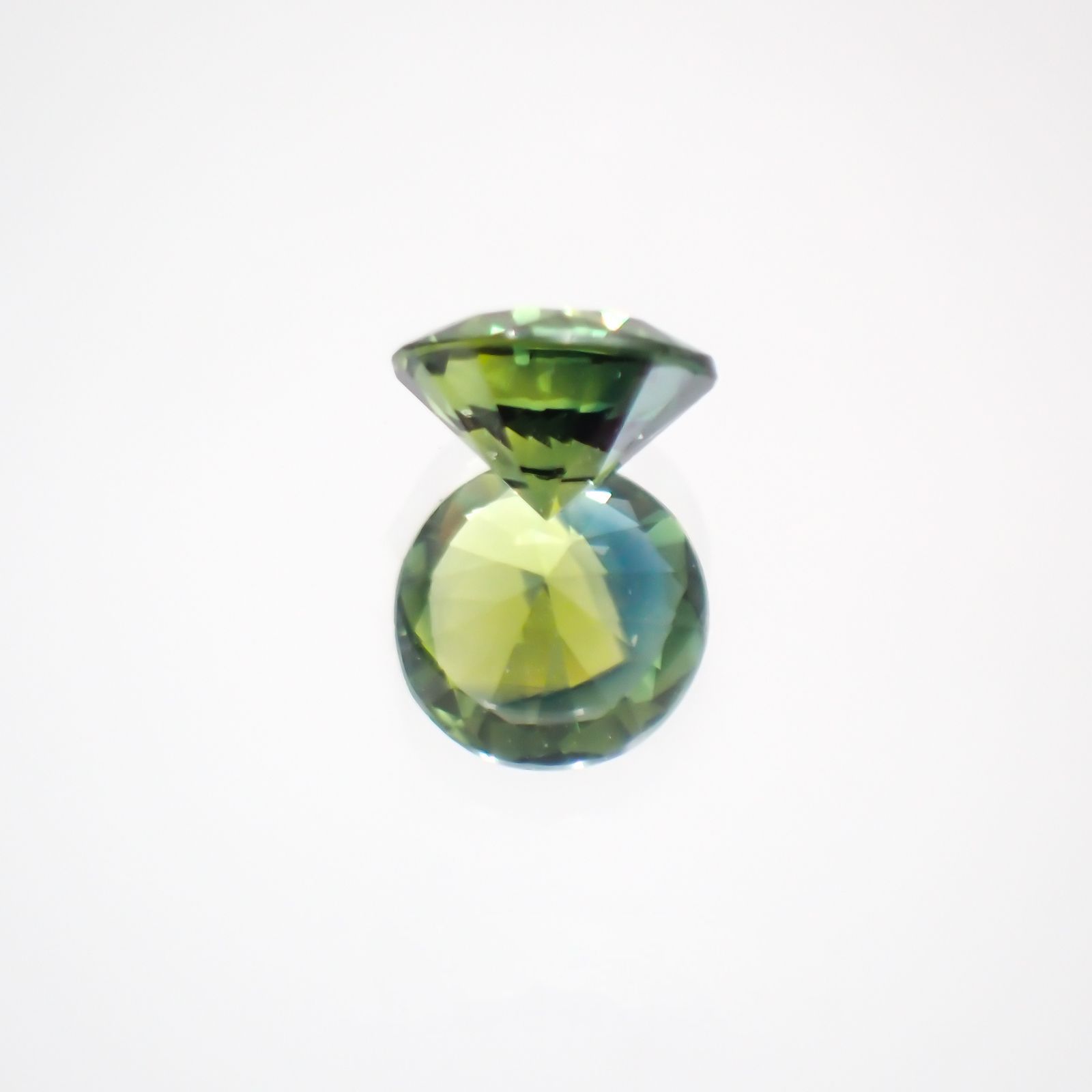 モンタナサファイア アメリカ産 ルース 0.49ct[210410622]4.8×4.8mm前後