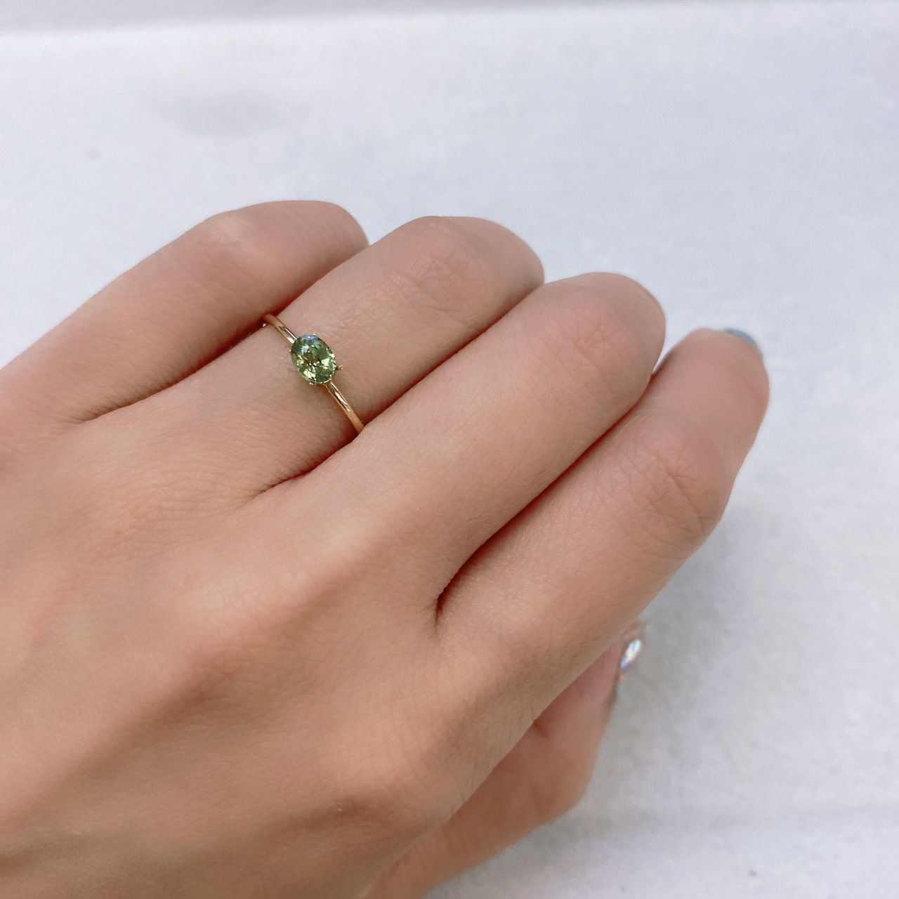 デマントイドガーネット(宝石名デマントイド・ガーネット) ナミビア産 0.48ct 識別済[210812785]4.9×3.8mm前後