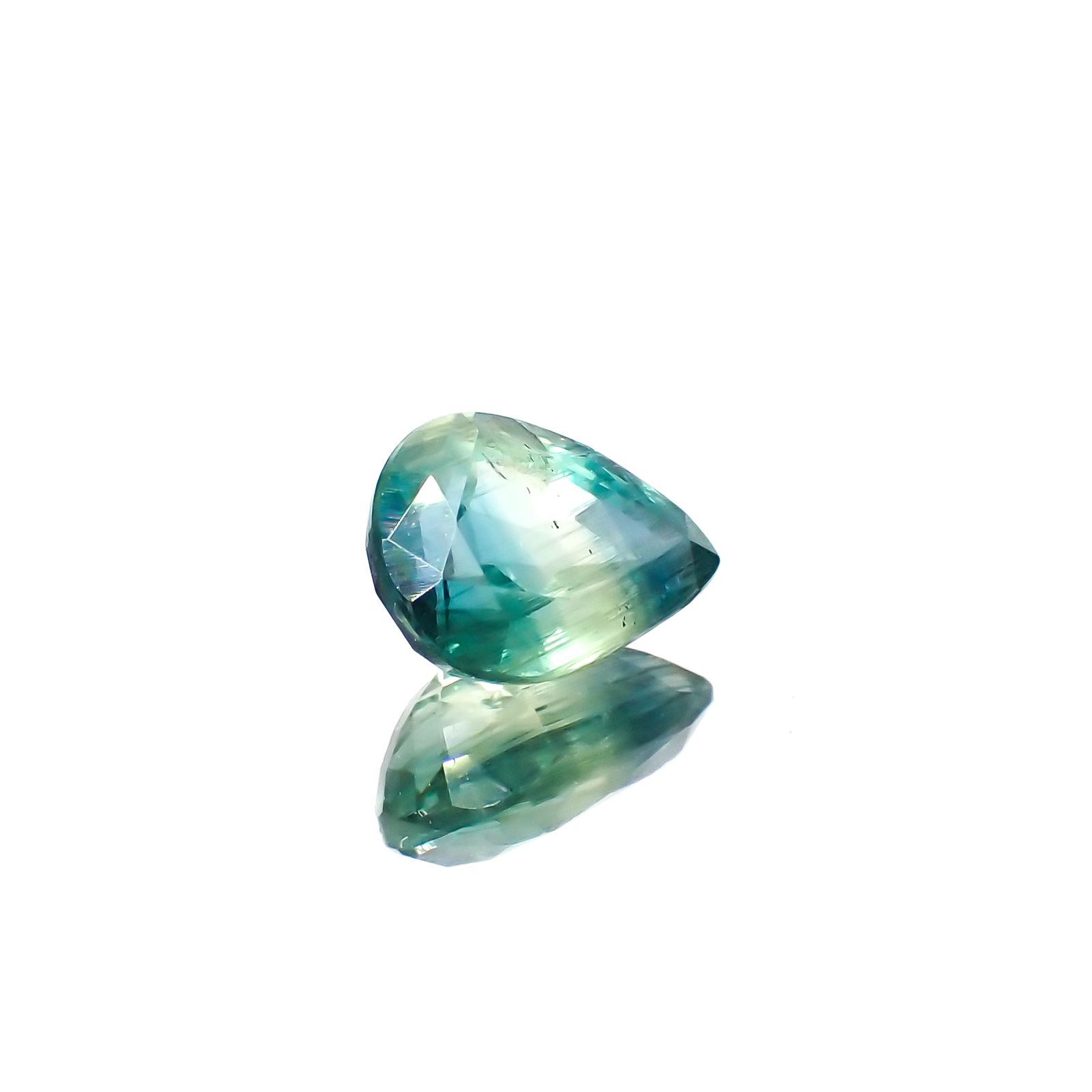 カイヤナイト(宝石名カイヤナイト)ネパール産 1.00ct 識別済