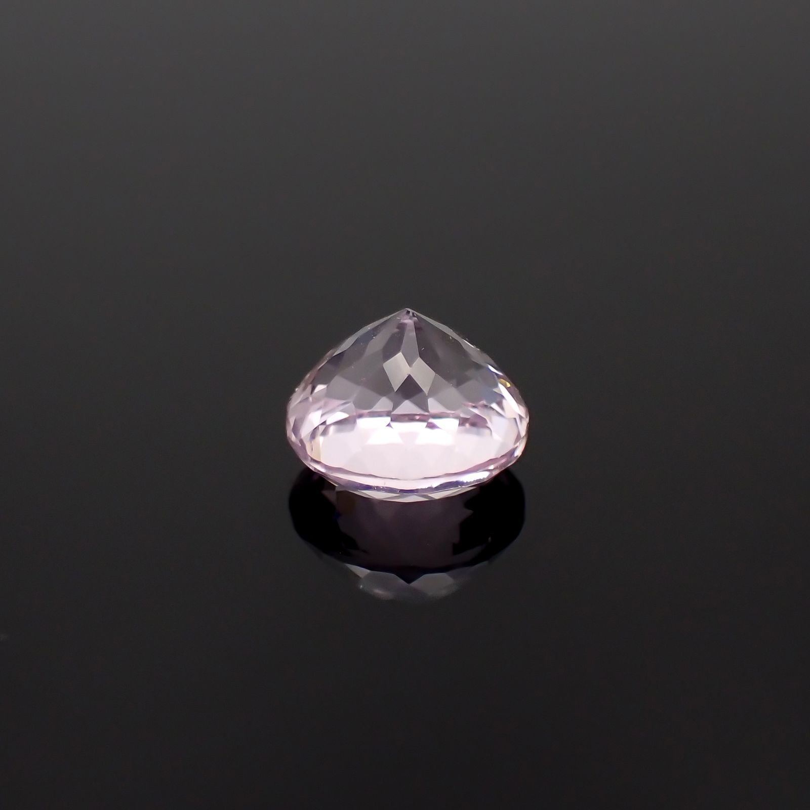 クンツァイト アフガニスタン産 2.52ct[231124357]8x8mm前後