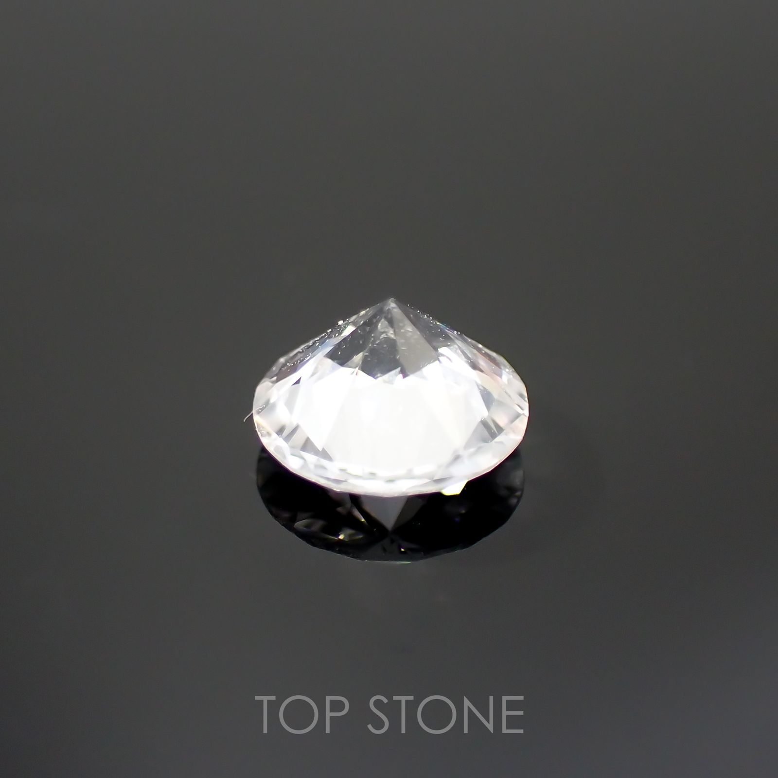 フェナカイト(宝石名フェナカイト)ブラジル産 0.61ct 識別済[220115161]6x5.9mm前後