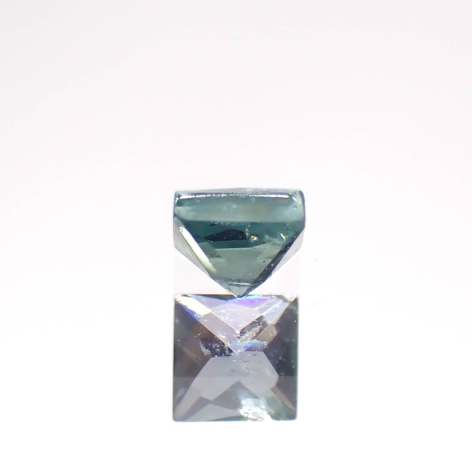 ◇プリンセスカット◇ブルーグリーンコーネルピン タンザニア産 0.096ct[230722852]2.3x2.3mm前後