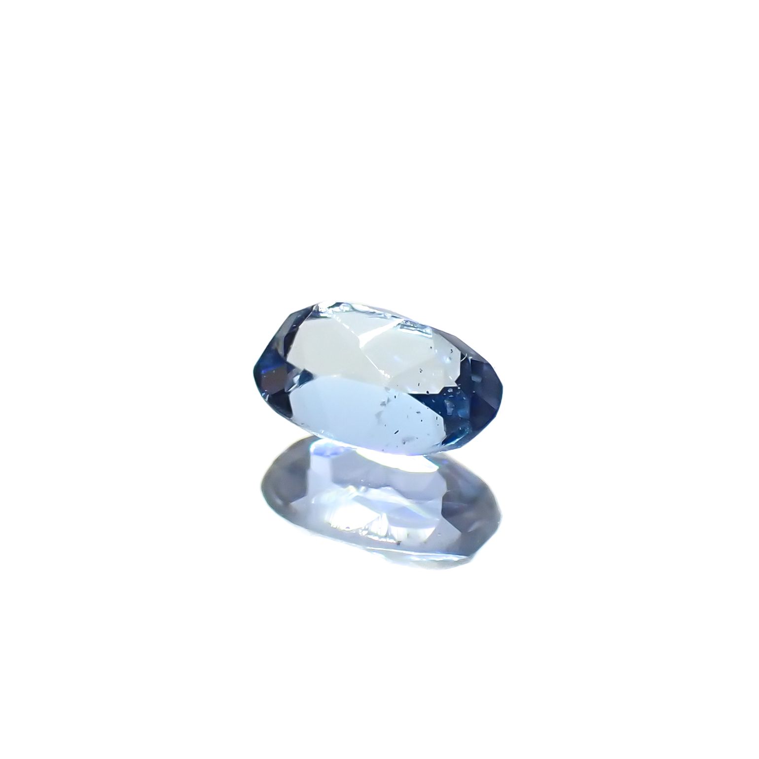 タトゥーアクアマリン ブラジル・ミナスジェライス州タトゥー鉱山産 0.14ct[240226065]4x2.7mm前後