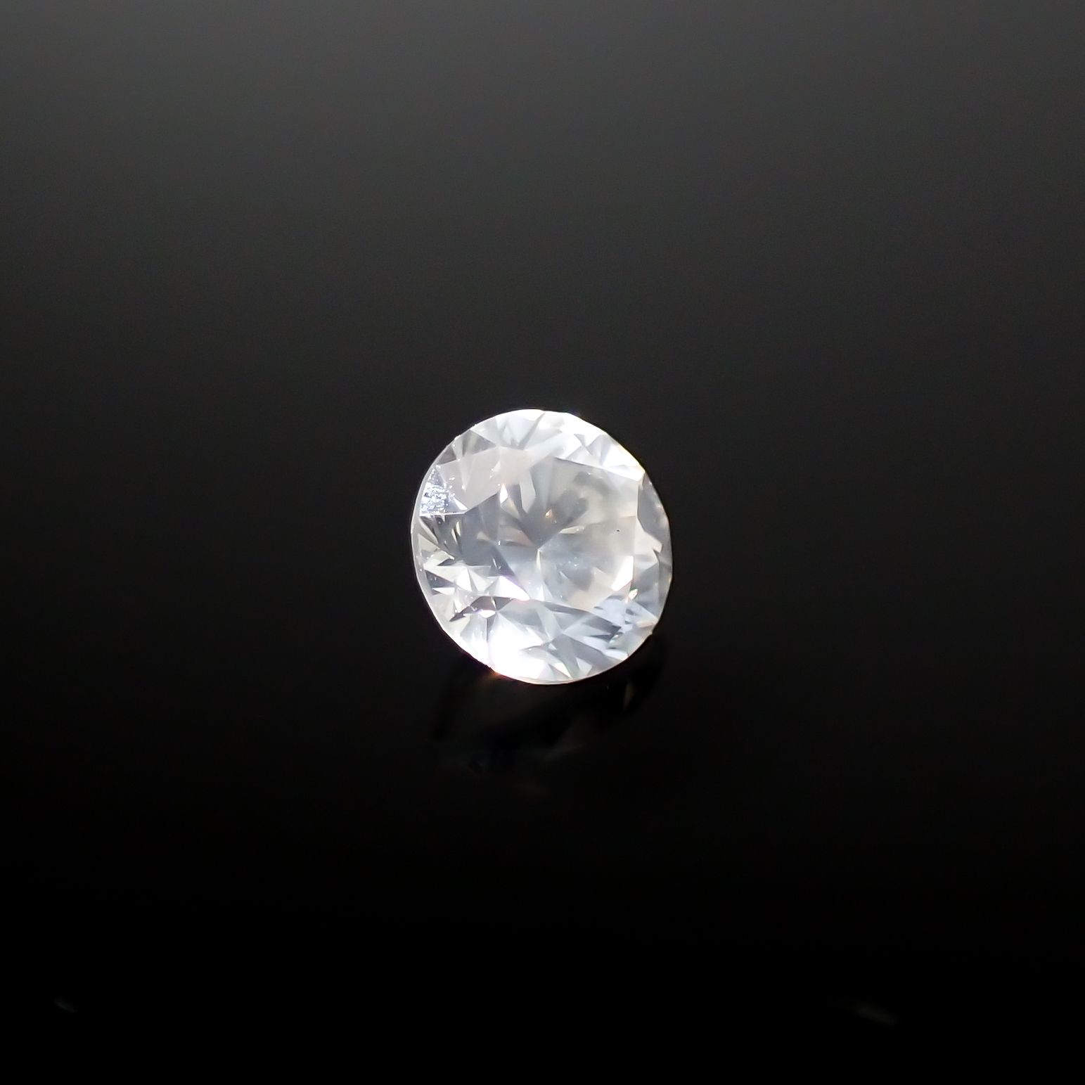 シルキーダイヤモンド 0.24ct[240326632]3.7x3.7mm前後