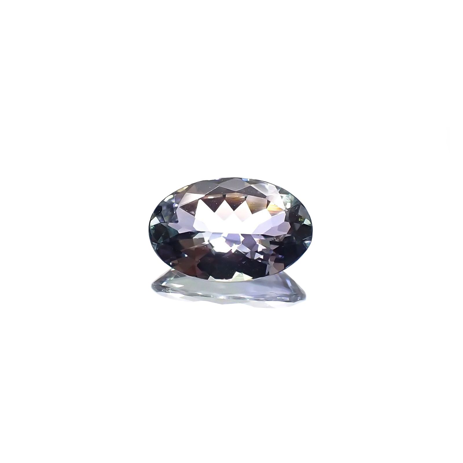 バイカラータンザナイト(宝石名タンザナイト) タンザニア産 ソ付(彩珠) 1.675ct / 10.3x6.6mm前後 [210711830]