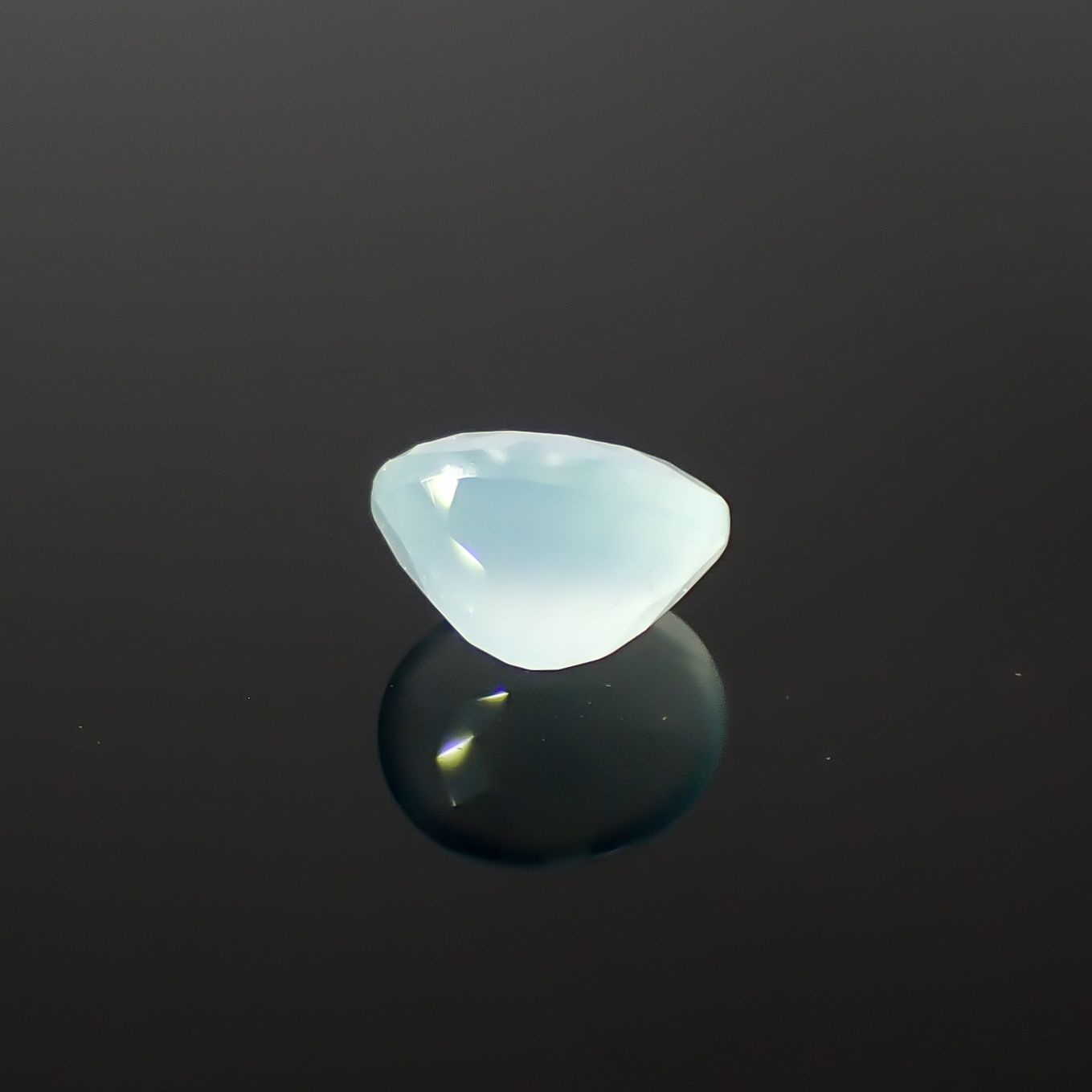 アクアプレーズ 南アフリカ産 3.73ct / 11.1x9mm前後 [260432014]
