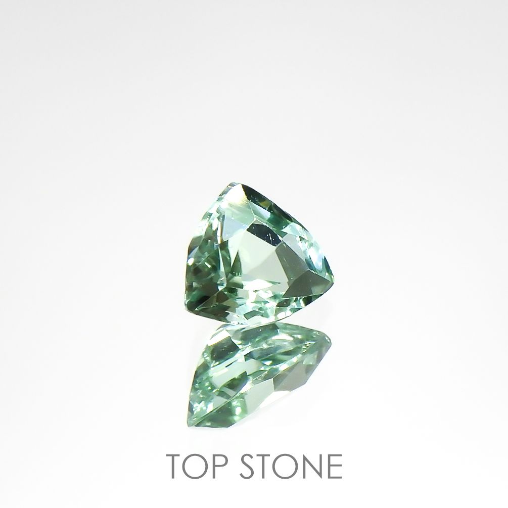 ブルーグリーントルマリン(宝石名トルマリン)アフガニスタン産 0.64ct 識別済[220115309]5.3x6.4mm前後