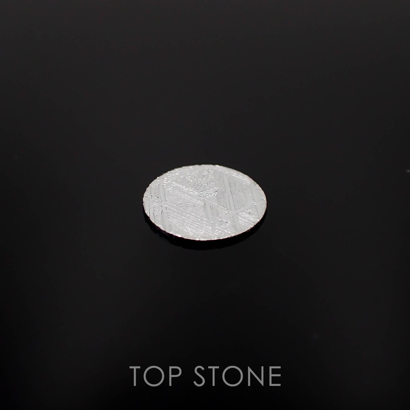 ムオニナルスタ隕石 発見地：スウェーデン 1.28ct[230320896]9.9x9.7mm前後