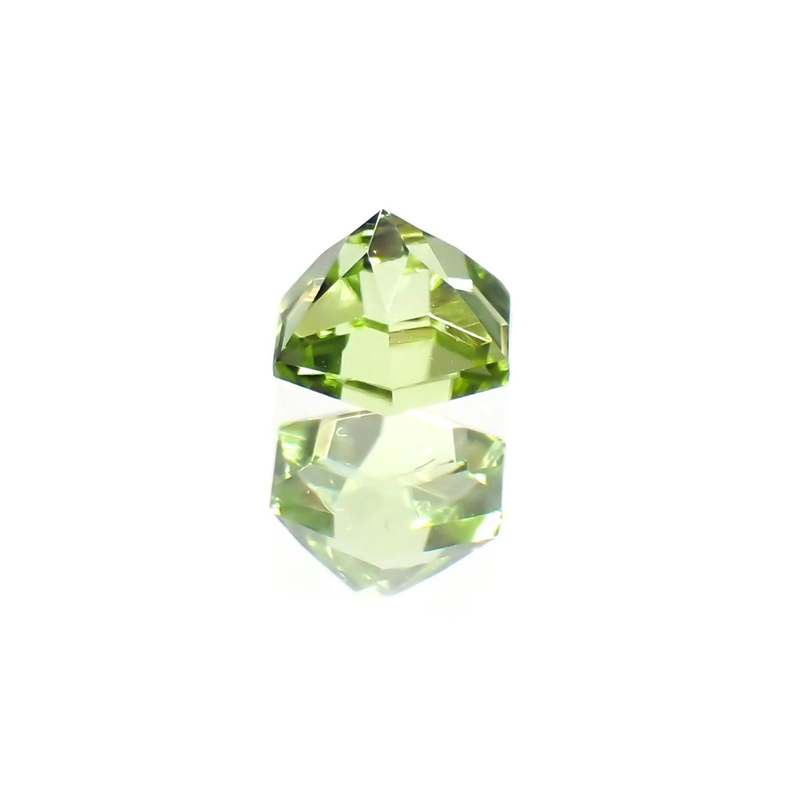 ◇ヘキサゴンカット◇ペリドット(宝石名ペリドット) パキスタン産 0.38ct 識別済[251013093]4×3.9mm前後