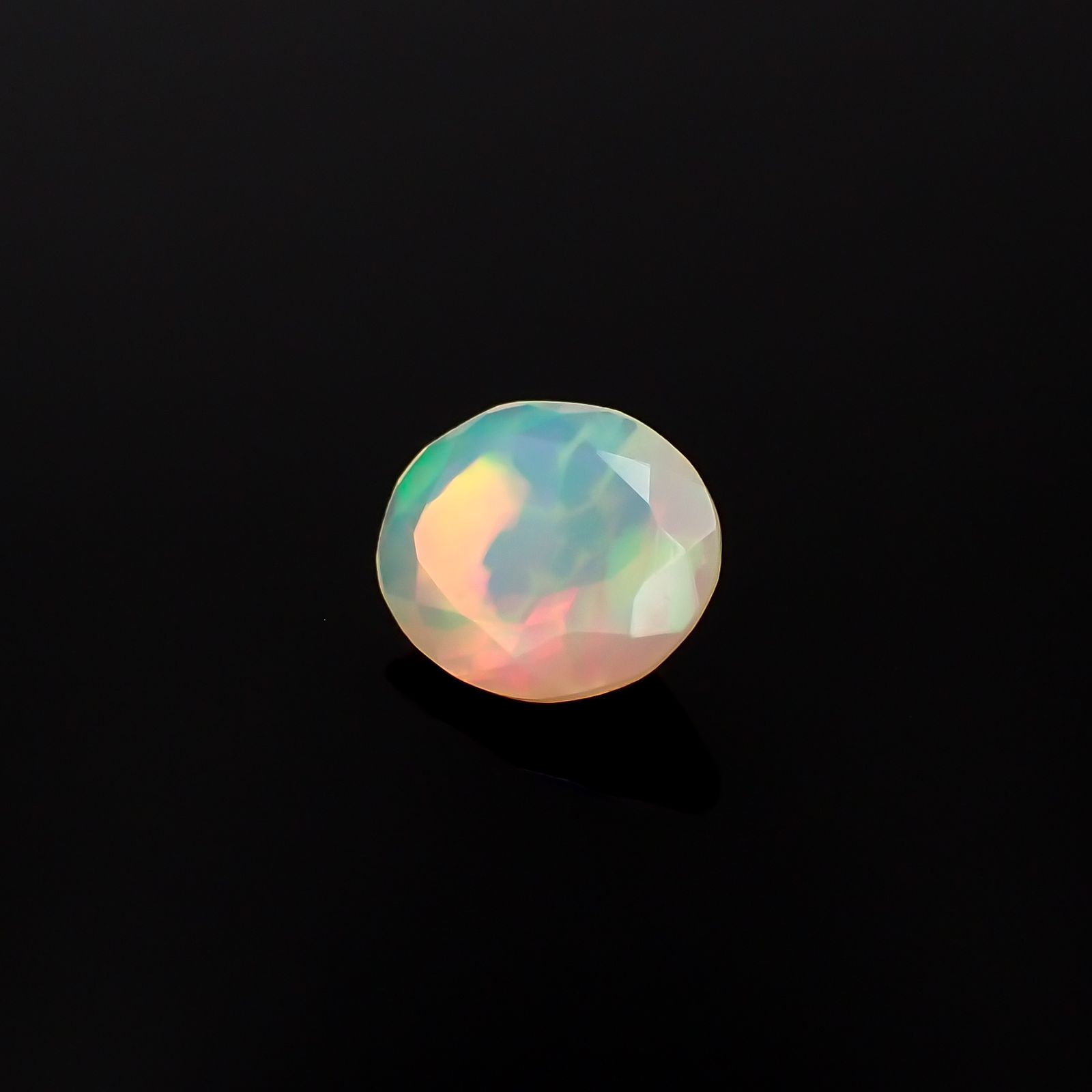 エチオピアオパール エチオピア産 1.13ct[230421411]9.9x8.1mm前後