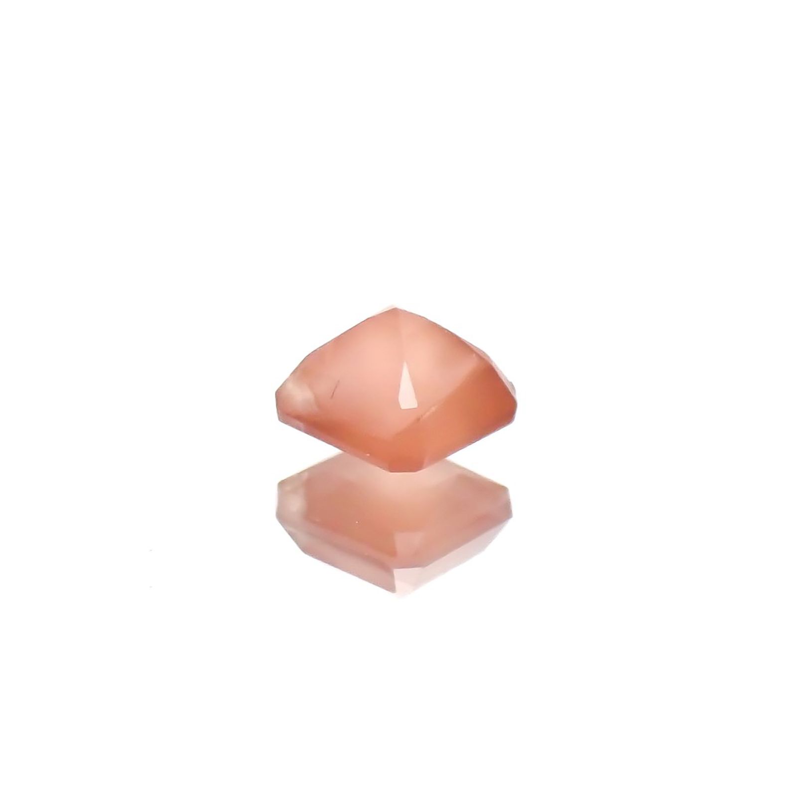 ロードクロサイト 日本・北海道産 0.53ct [240125339]4.3x4.2mm前後