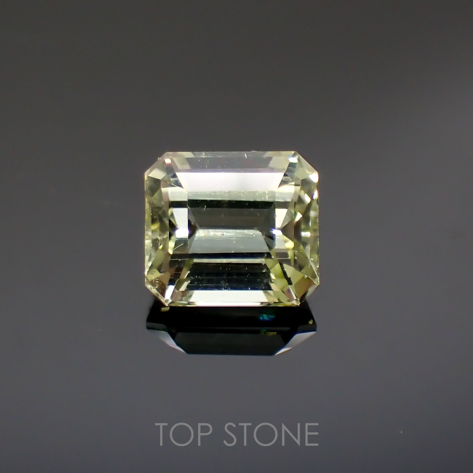 グリーンフロストルマリン(宝石名トルマリン) ルワンダ産 1.486ct ソ付(彩珠)[211013639]6.8×6.1mm前後