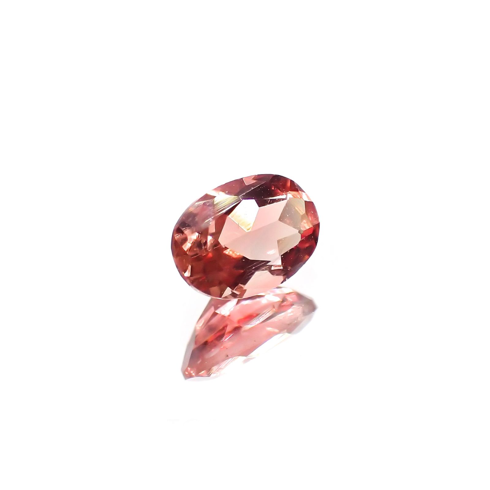 アンデシン(宝石名アンデシン)チベット産 識別済 0.59ct / 6.6x4.6mm前後 [220115259]