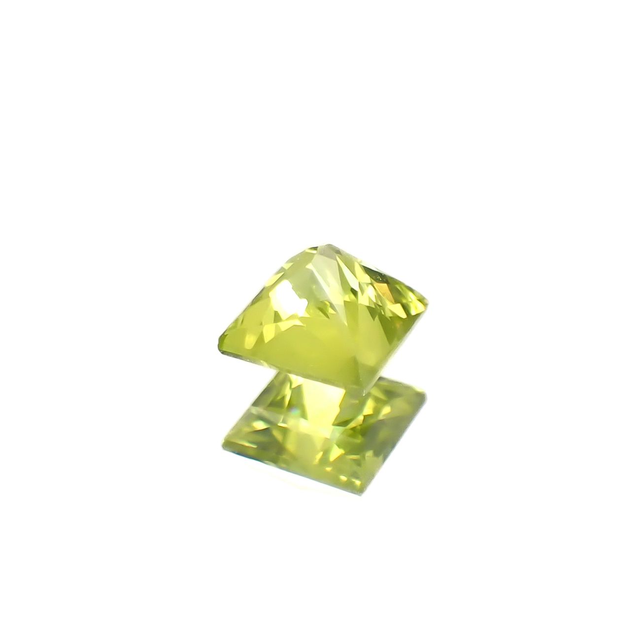 ◇プリンセスカット◇クリソベリル スリランカ/マダガスカル産 0.38ct [250330006]3.7x3.7mm前後