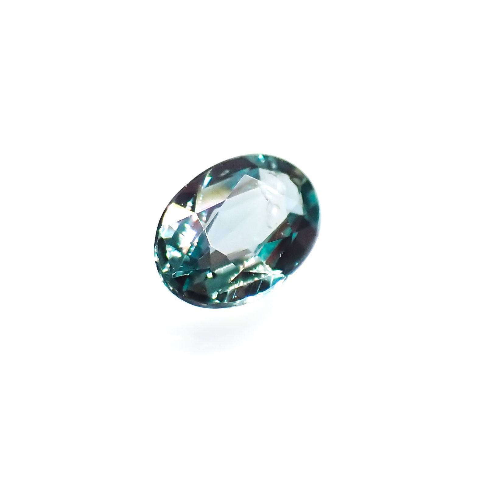アレキサンドライト(宝石名アレキサンドライト)ブラジル産/EmeraldMains社製 0.106ct ソ付(彩珠)[220113810]3.5x2.5mm前後