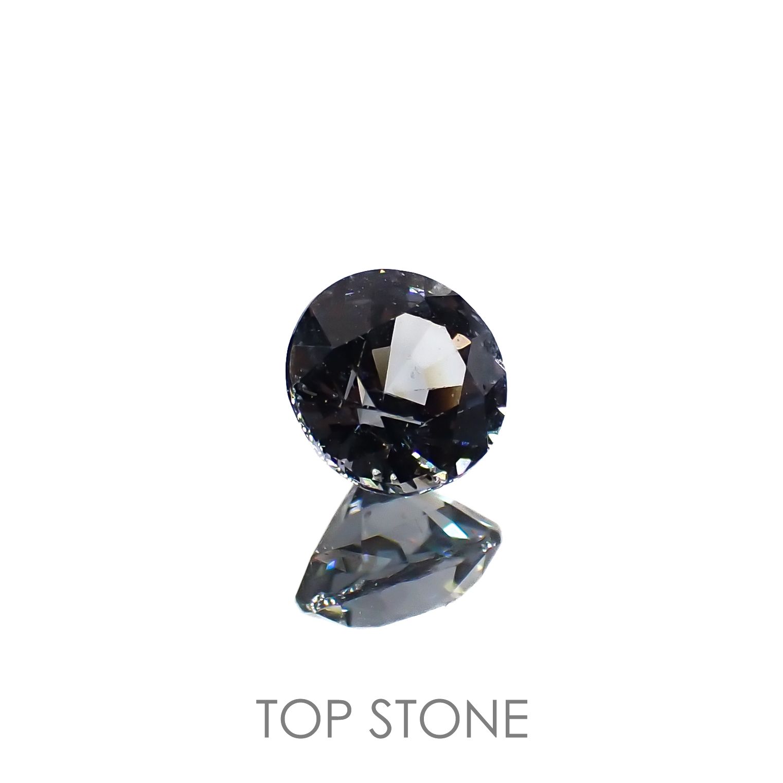 グレースピネル(宝石名スピネル)ビルマ/マダガスカル産 0.74ct 識別済[220716823]5.4x5.5mm前後