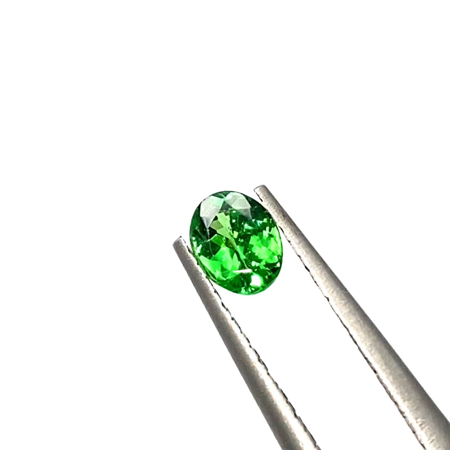 ツァボライト(宝石名ガーネット)タンザニア産 0.30ct 識別済