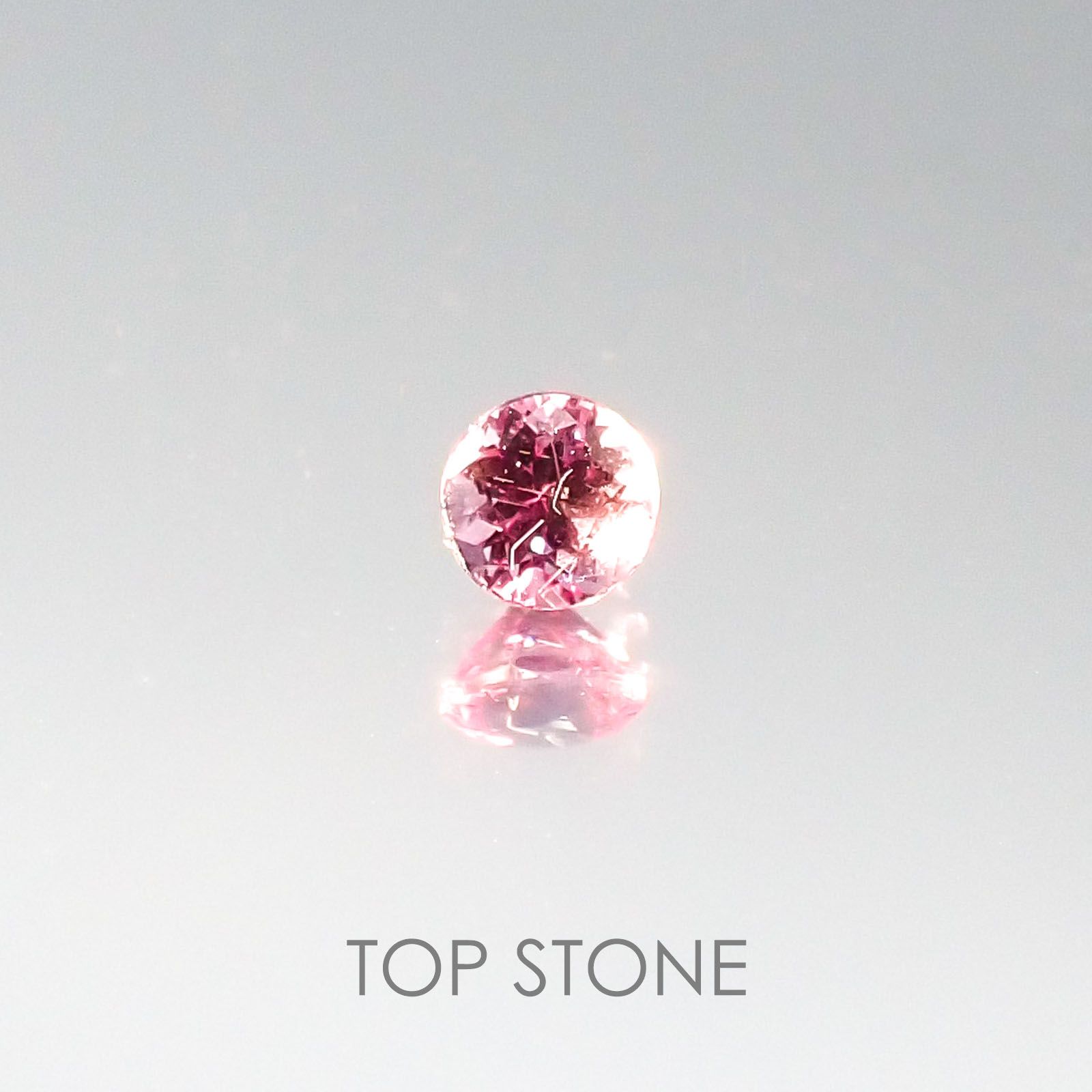 カラーチェンジマラヤガーネット (パイロープ/スペサタイト) タンザニア産 ルース 0.12ct[20095134]2.7×2.7mm前後
