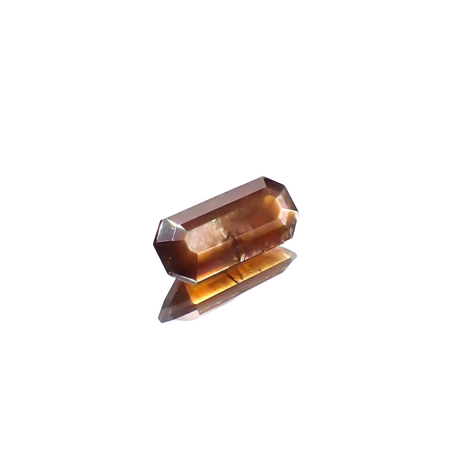 レインボーガーネット 日本・奈良県産 1.31ct[240125533]9.8x4.3mm前後