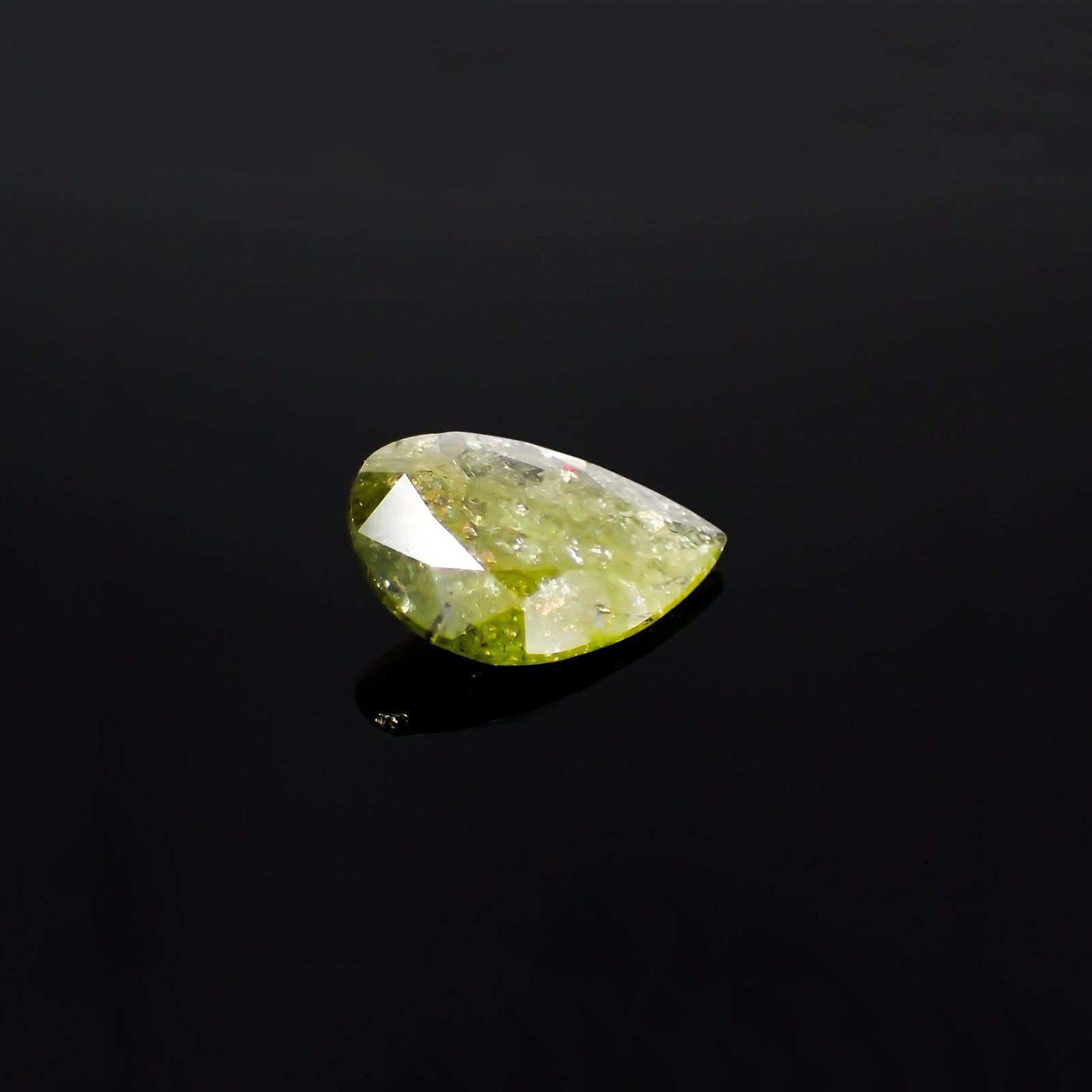 イリデッセンスクロムトルマリン(宝石名トルマリン)ケニア産 識別済 5.47ct / 16.7x12.6mm前後 [221119088]