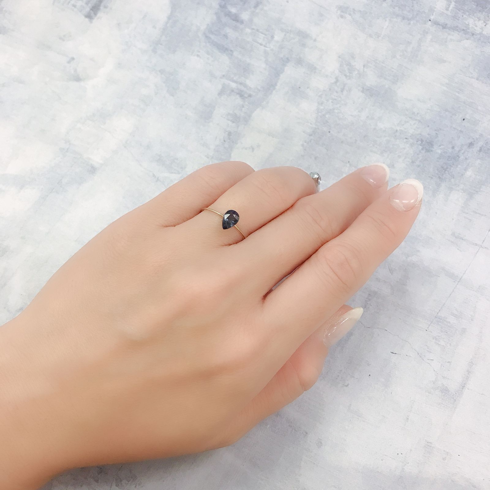カラーチェンジガーネット アレキタイプ(宝石名ガーネット)マダガスカル・ベキリー産 0.80ct 識別済[220716947]6.8x4.6mm前後