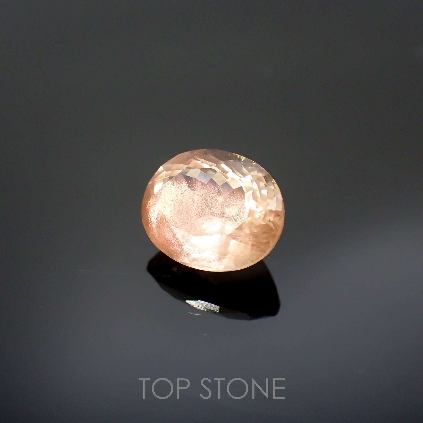 オレゴンサンストーン(宝石名ラブラドライト)アメリカ・オレゴン州産 2.71ct 識別済[220114661]10x8mm前後