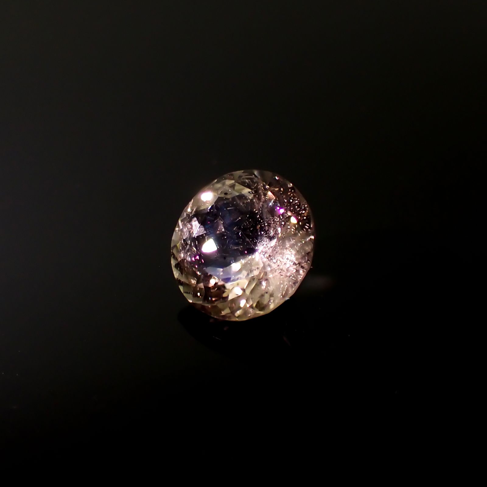 ティンカーベルクォーツ ブラジル産 2.68ct [230923479]9.4x9.4mm前後