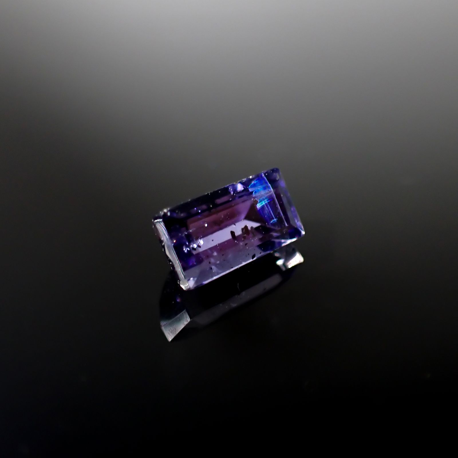 アイオライトサンストーン(宝石名アベンチュリン・アイオライト)インド/ブラジル産 1.17ct 識別済[231224431]8x4.1mm前後