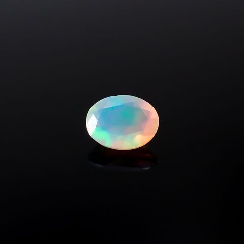 エチオピアオパール エチオピア産 0.75ct[240125319]7.9x6.1mm前後