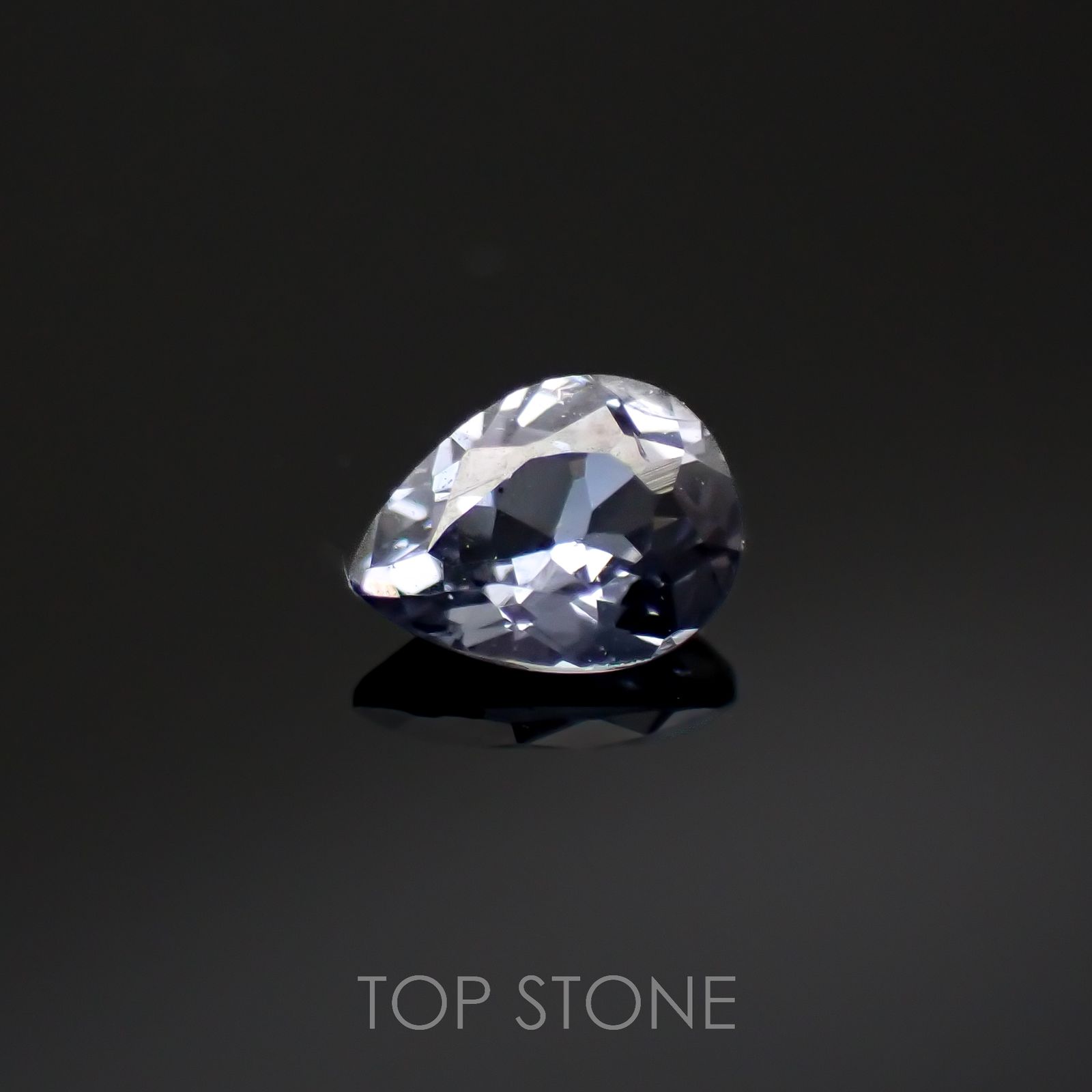 カラーチェンジガーネット アレキタイプ(宝石名ガーネット)マダガスカル・ベキリー産 0.17ct 識別済[220716938]4x3.1mm前後