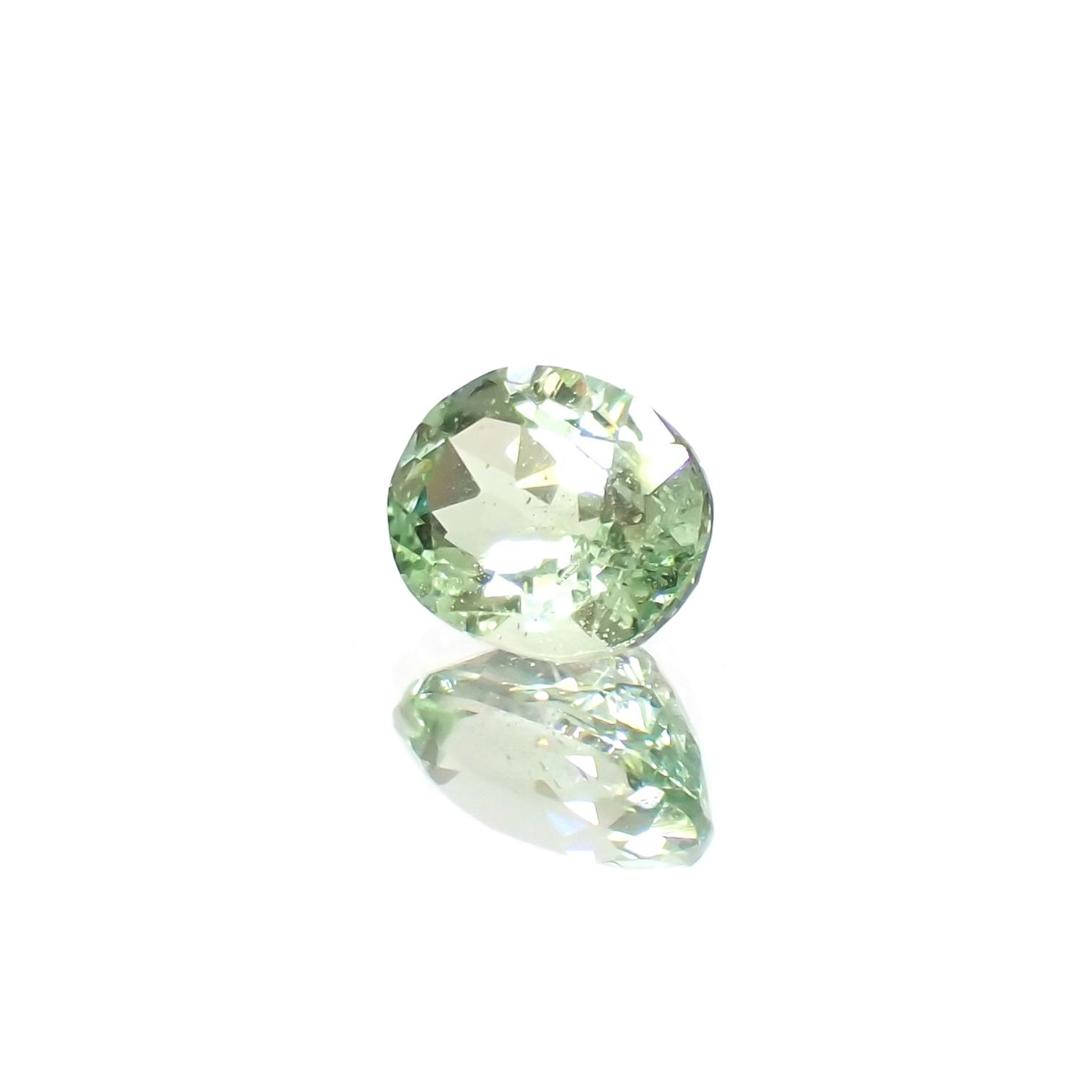 バナジウムコーネルピン(宝石名コーネルピン)タンザニア・タンガ州産 識別済 0.55ct / 5.6x4.3mm前後 [230521916]