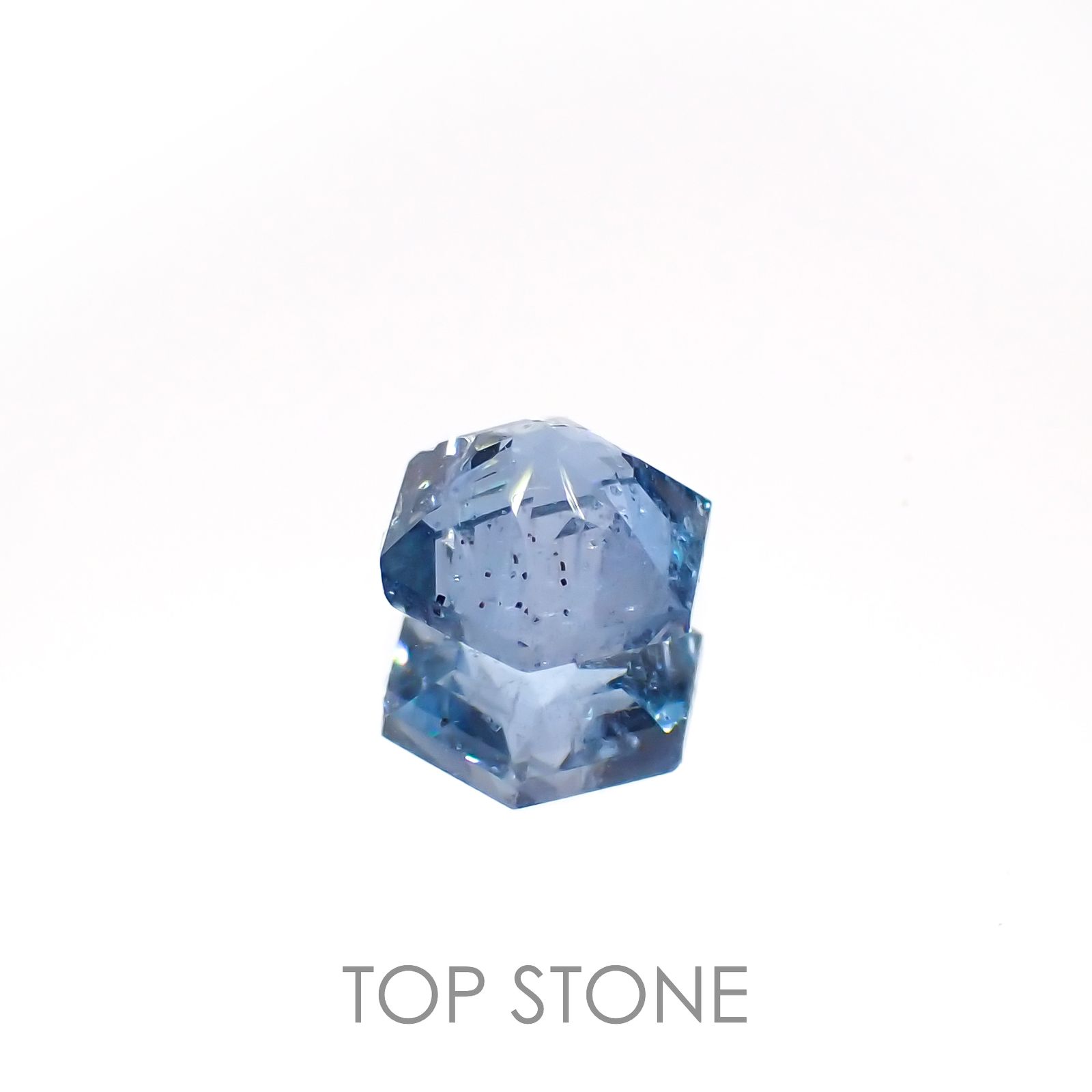 ◇ヘキサゴンカット◇サンタマリアアクアマリン ブラジル産 0.56ct[230119921]5.1x5mm前後