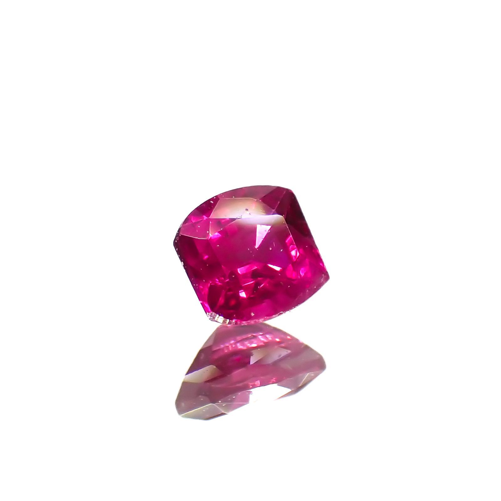 ルビー モザンビーク/ビルマ産 0.15ct[220616211]2.8x2.7mm前後