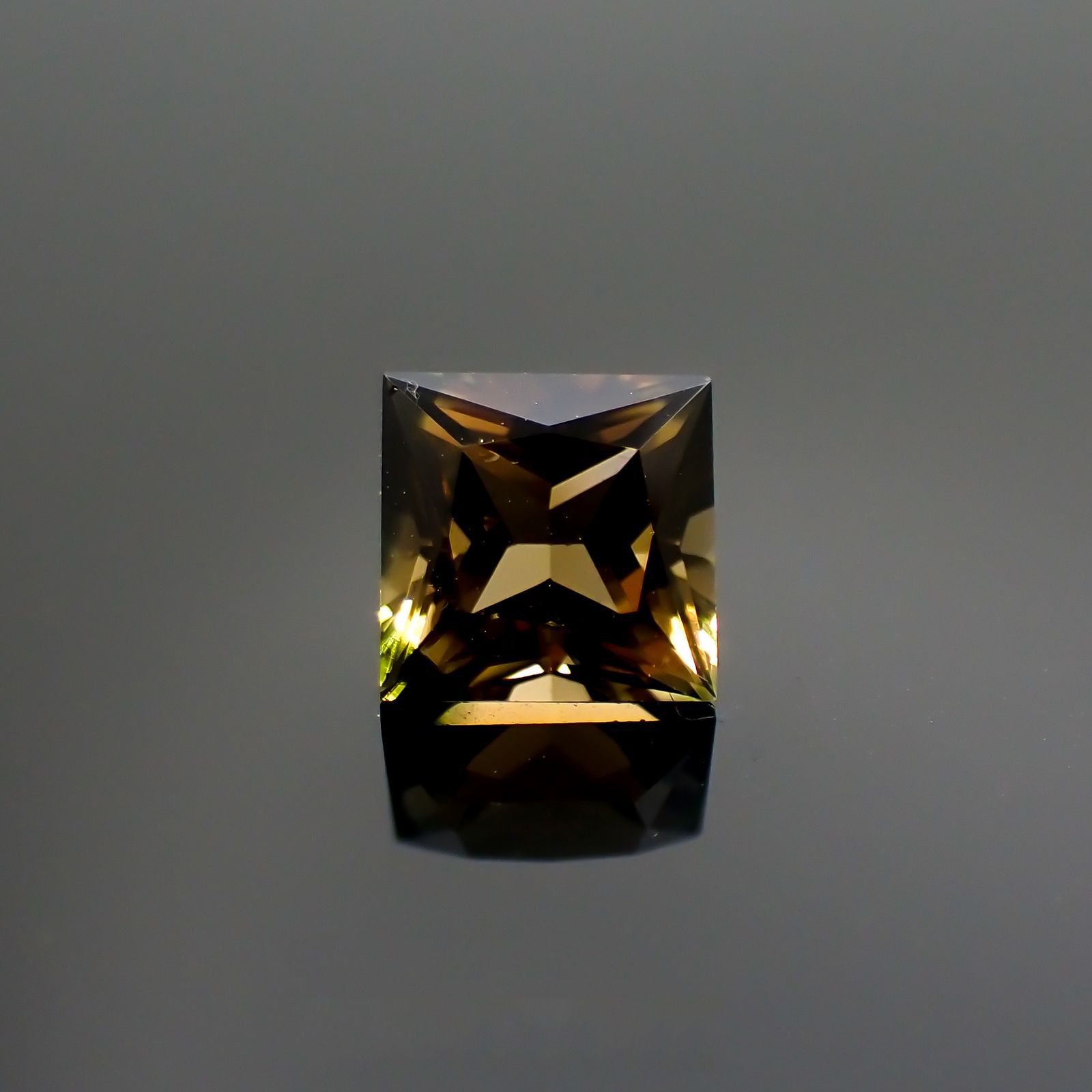 ◇プリンセスカット◇オレンジトルマリン(宝石名トルマリン)ブラジル産 1.32ct 識別済[231225191]6x6mm前後