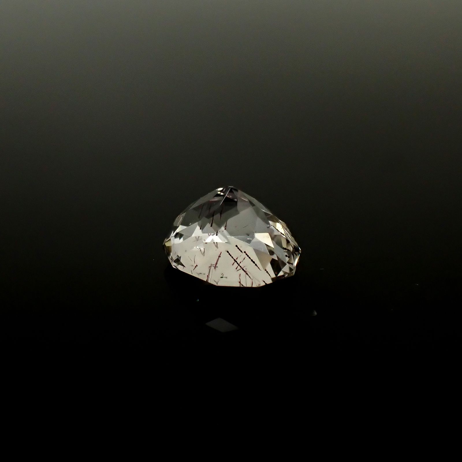 ティンカーベルクォーツ ブラジル産 3.27ct / 11.1x8.5mm前後 [260131532]