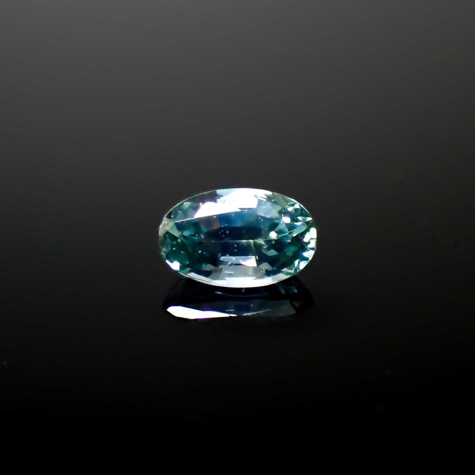 モンタナサファイア アメリカ・モンタナ州産 0.30ct[240928861]4.9x3mm前後