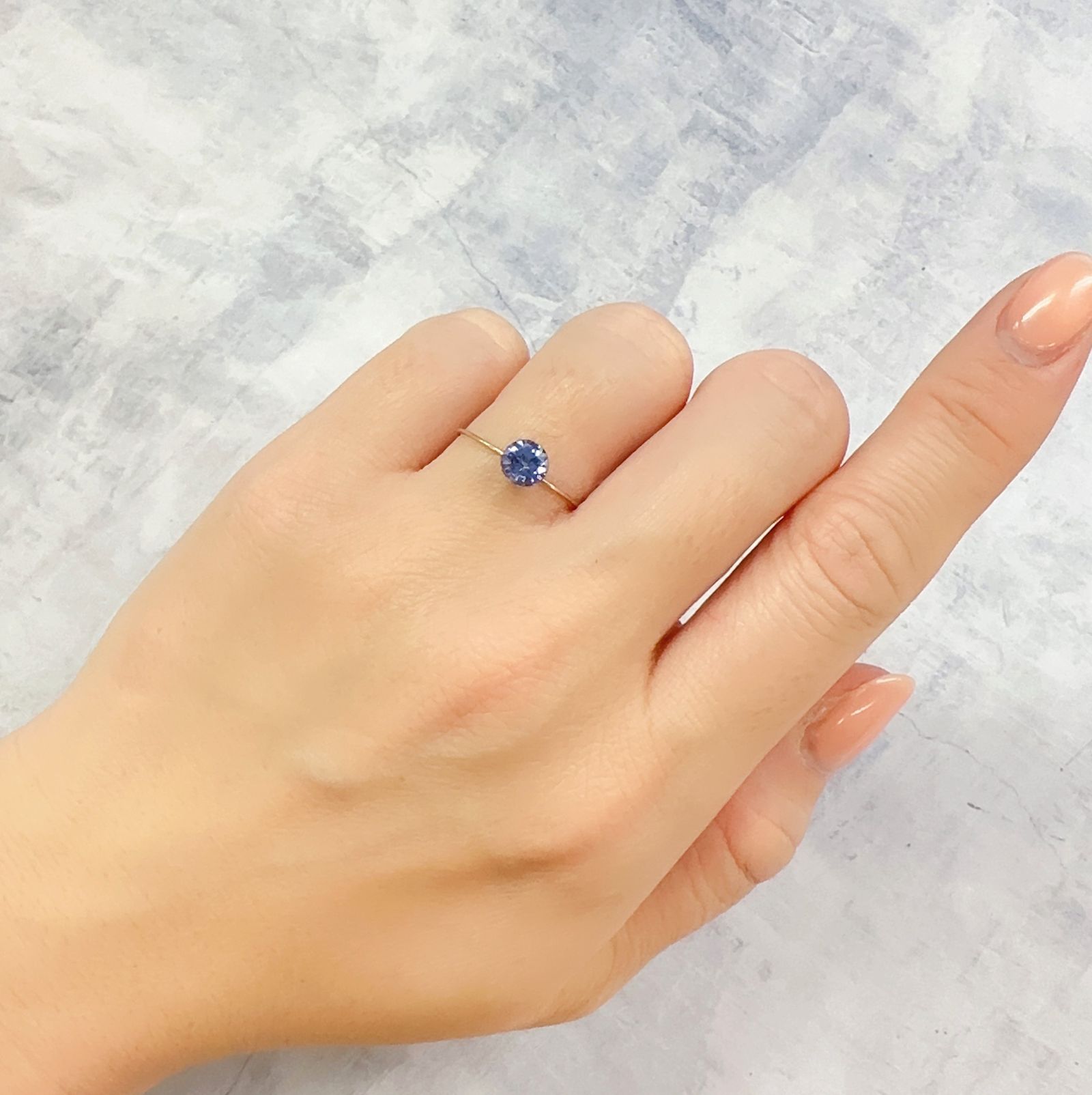 タンザナイト(宝石名タンザナイト)タンザニア産 0.57ct 識別済[230120196]5.5x5.4mm前後