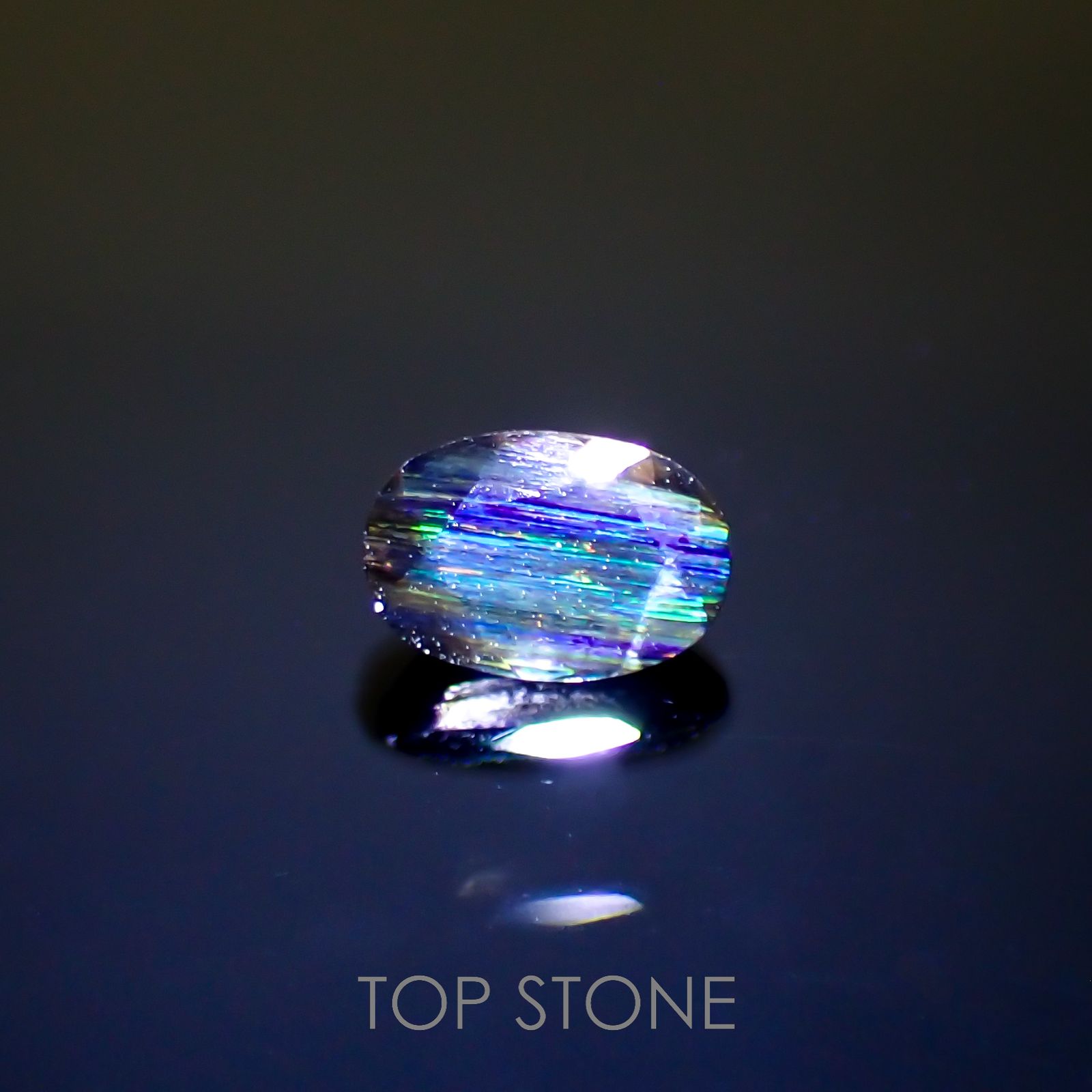 レインボースキャポライト ブラジル産 0.45ct[220616184]5.8x3.9mm前後