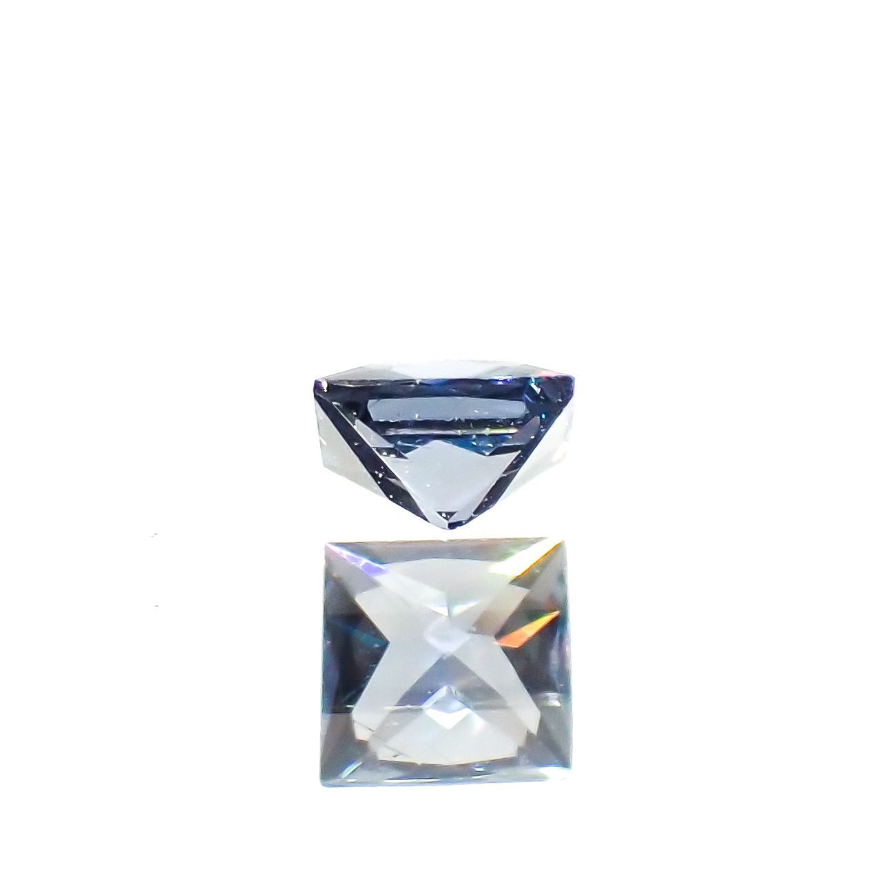 ◇プリンセスカット◇カラーチェンジガーネット アレキタイプ マダガスカル・ベキリー産 0.11ct[230522184]2.6x2.6mm前後
