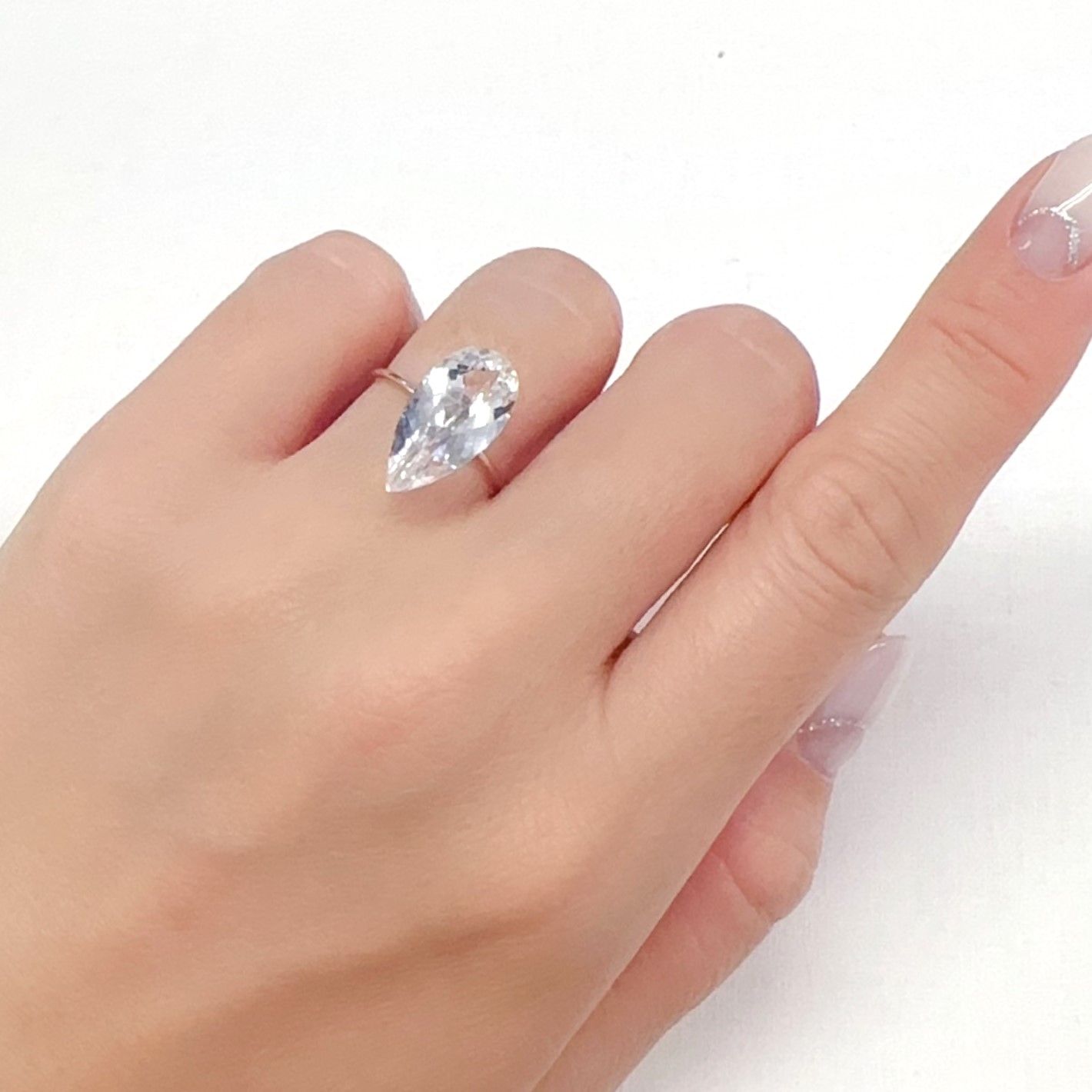 一粒売り フェナカイト TOPランク 穴あり 丸 8mm ブラジル産