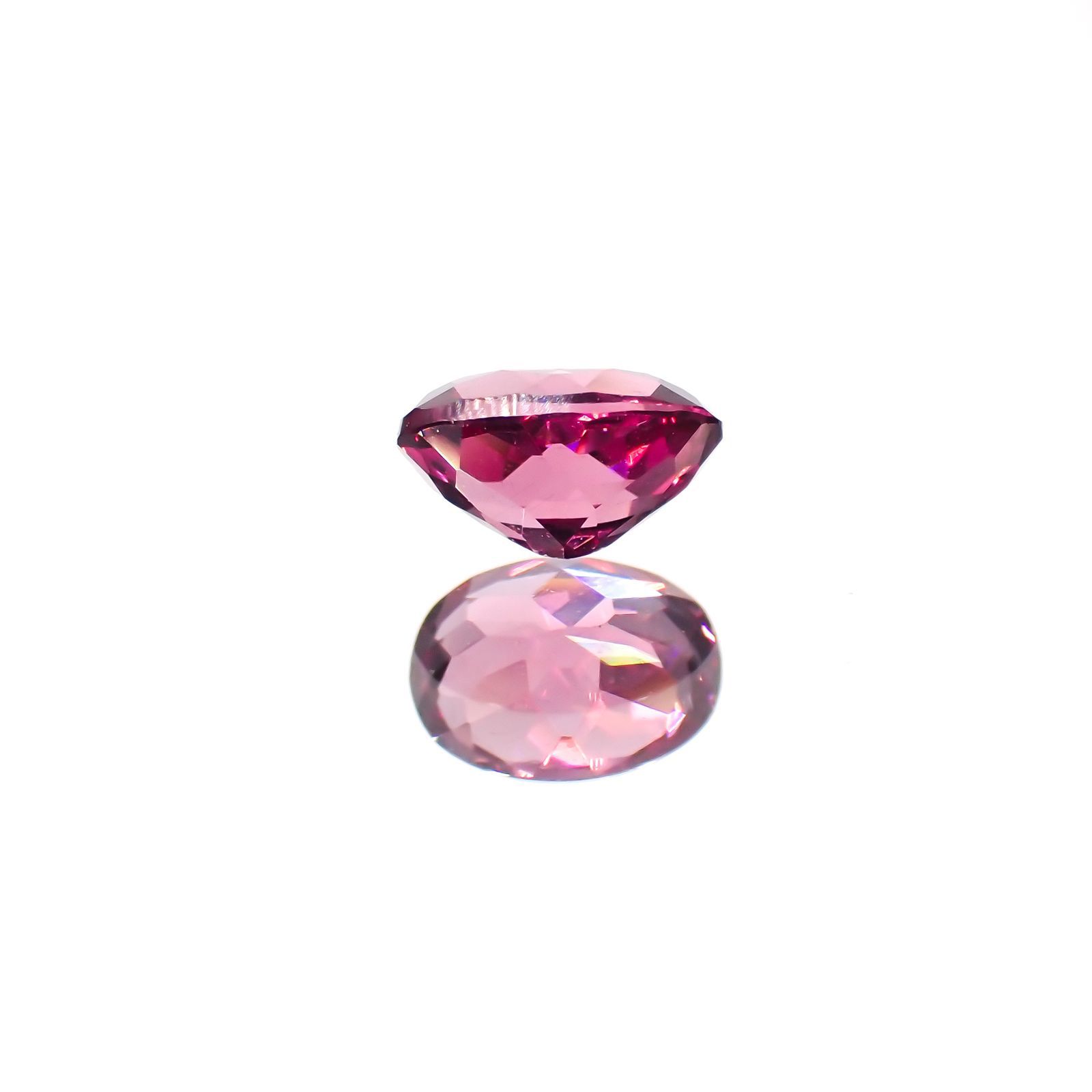 マラヤガーネット(宝石名ガーネット)タンザニア産 0.76ct 識別済[220113836]6.1x4.4mm前後 | TOP  STONE(トップストーン)