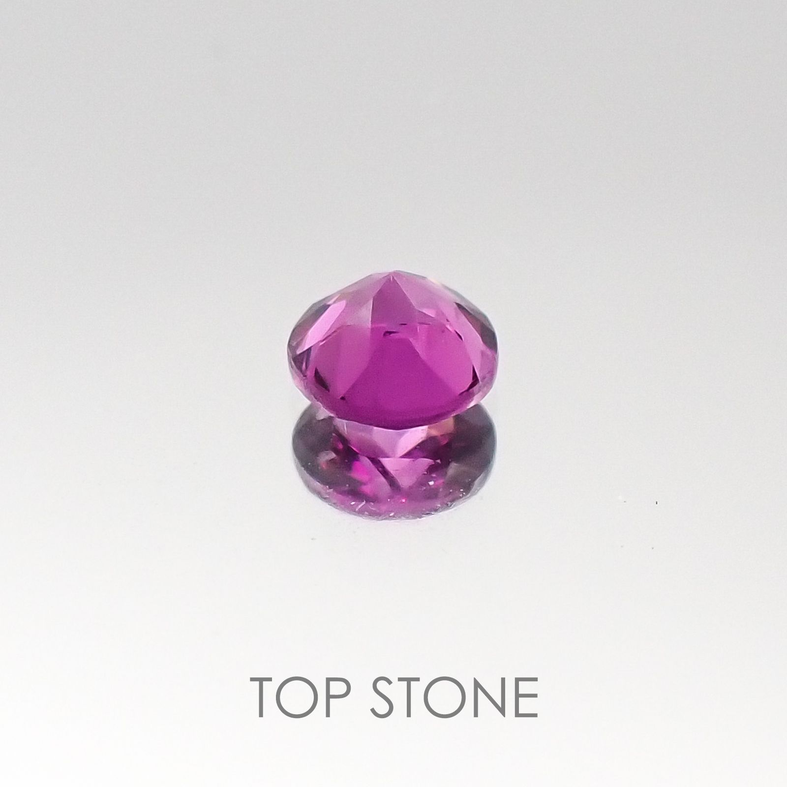 マラヤガーネット タンザニア産 ルース 0.35ct[20085124]4×4mm前後