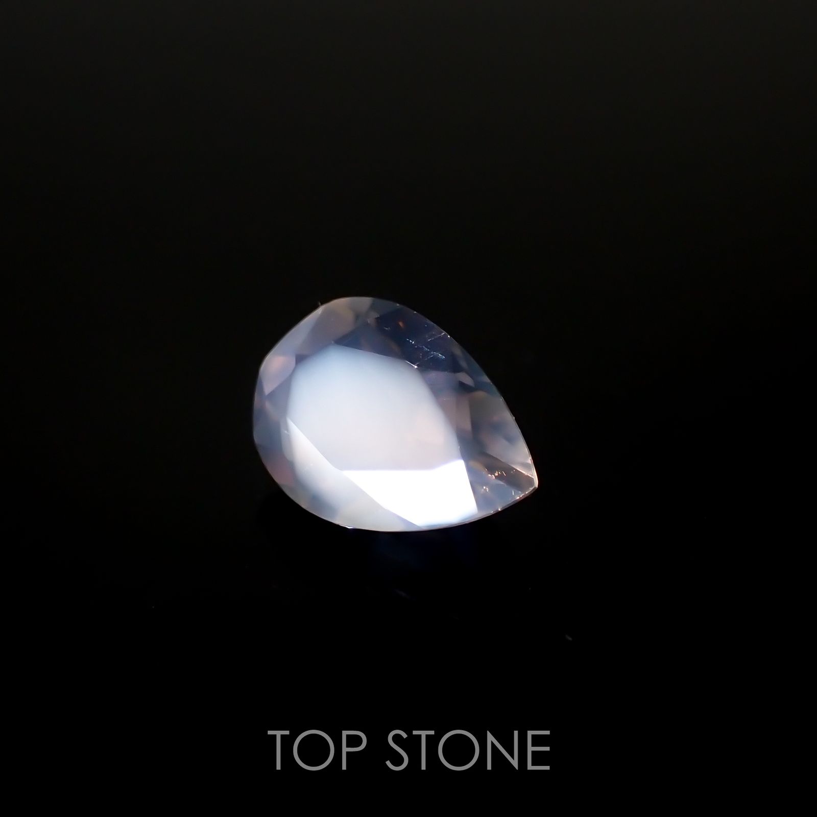 ムーンストーン インド・スリランカ産 ルース 0.61ct[210812743]6.9×5mm前後