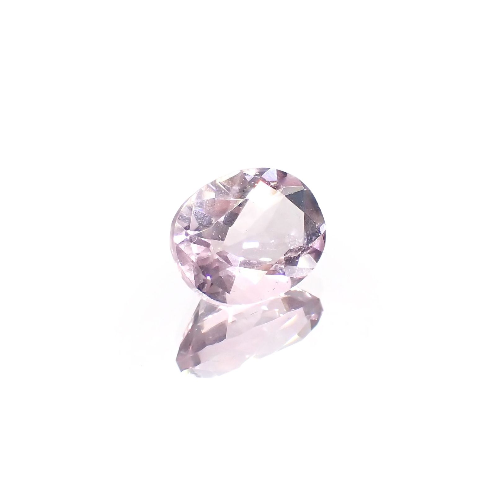 ピンクフローライト(宝石名フルオライト)ブラジル産 識別済 3.30ct / 10.2x8.1mm前後 [220115135]