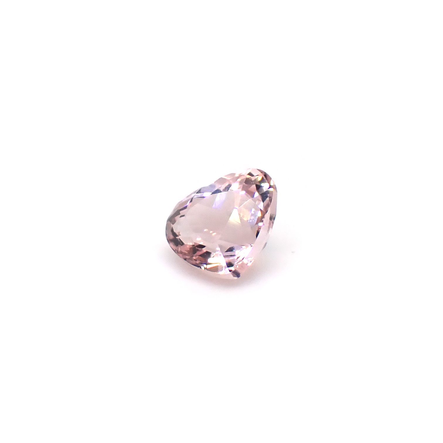 モルガナイト ブラジル産 0.79ct / 5.5x6.3mm前後 [260632307]