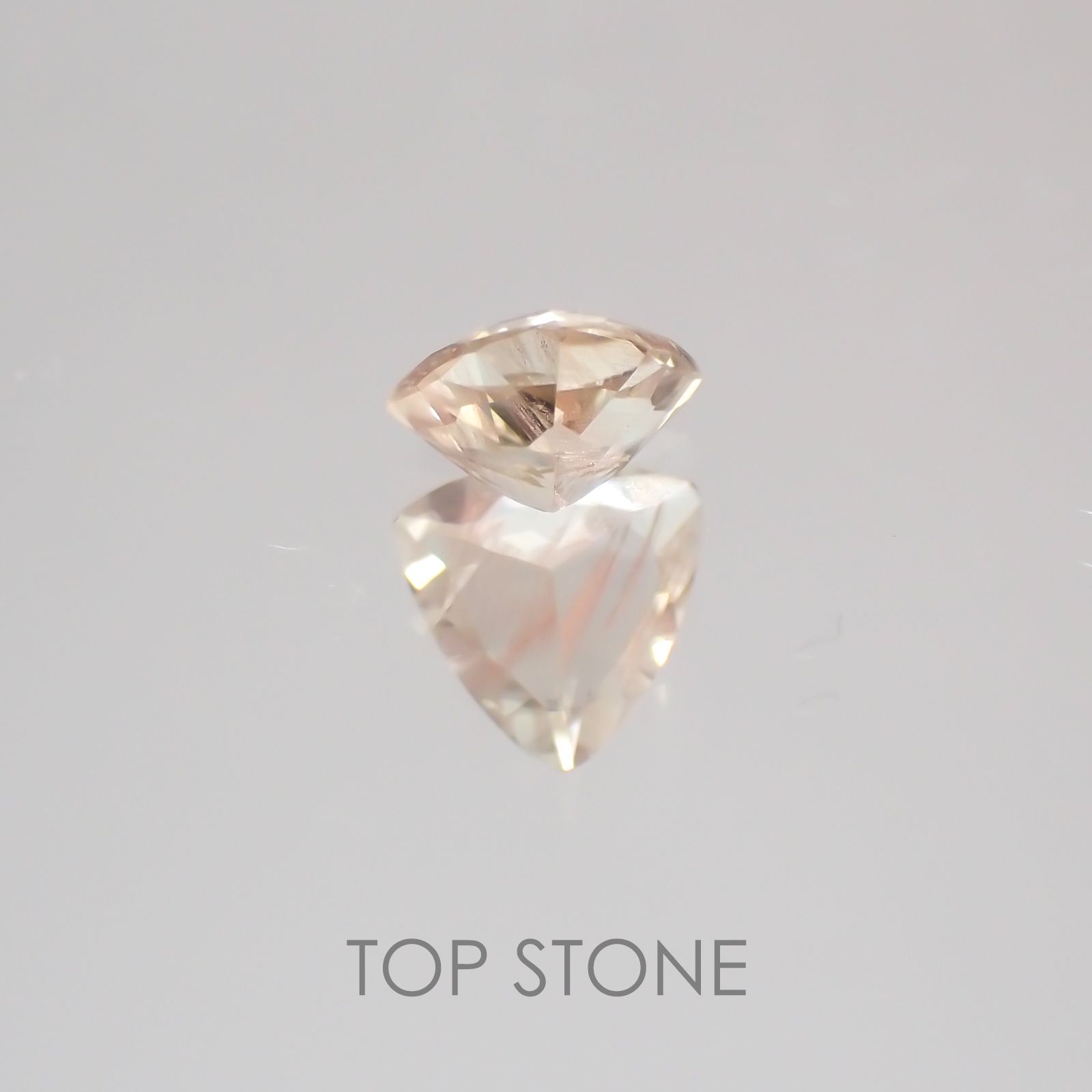 オレゴンサンストーン アメリカ産 ルース 0.33ct[21018944]5×5mm前後