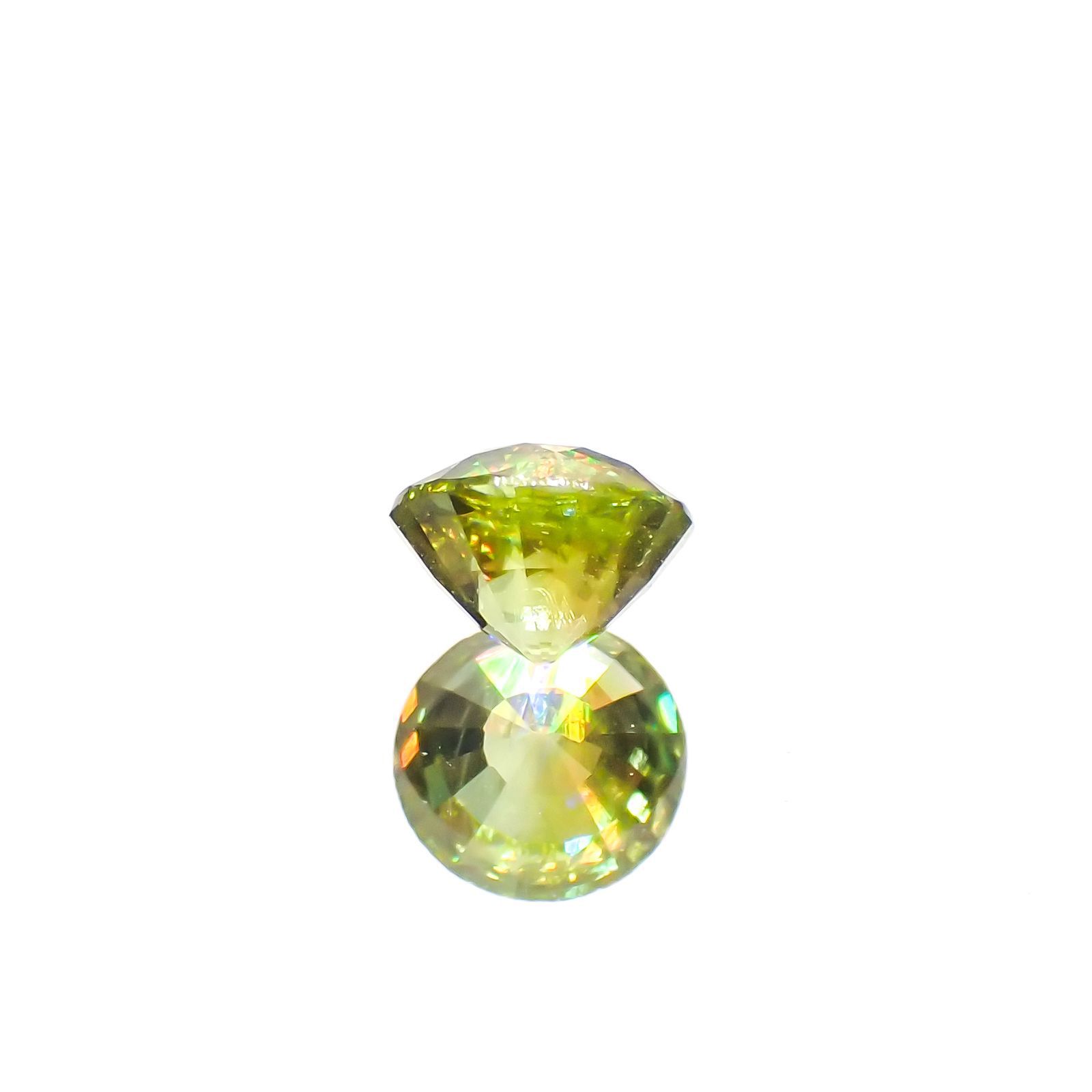 スフェーン(宝石名スフェーン)マダガスカル産 0.68ct 識別済[230120088]5.3x5.3mm前後