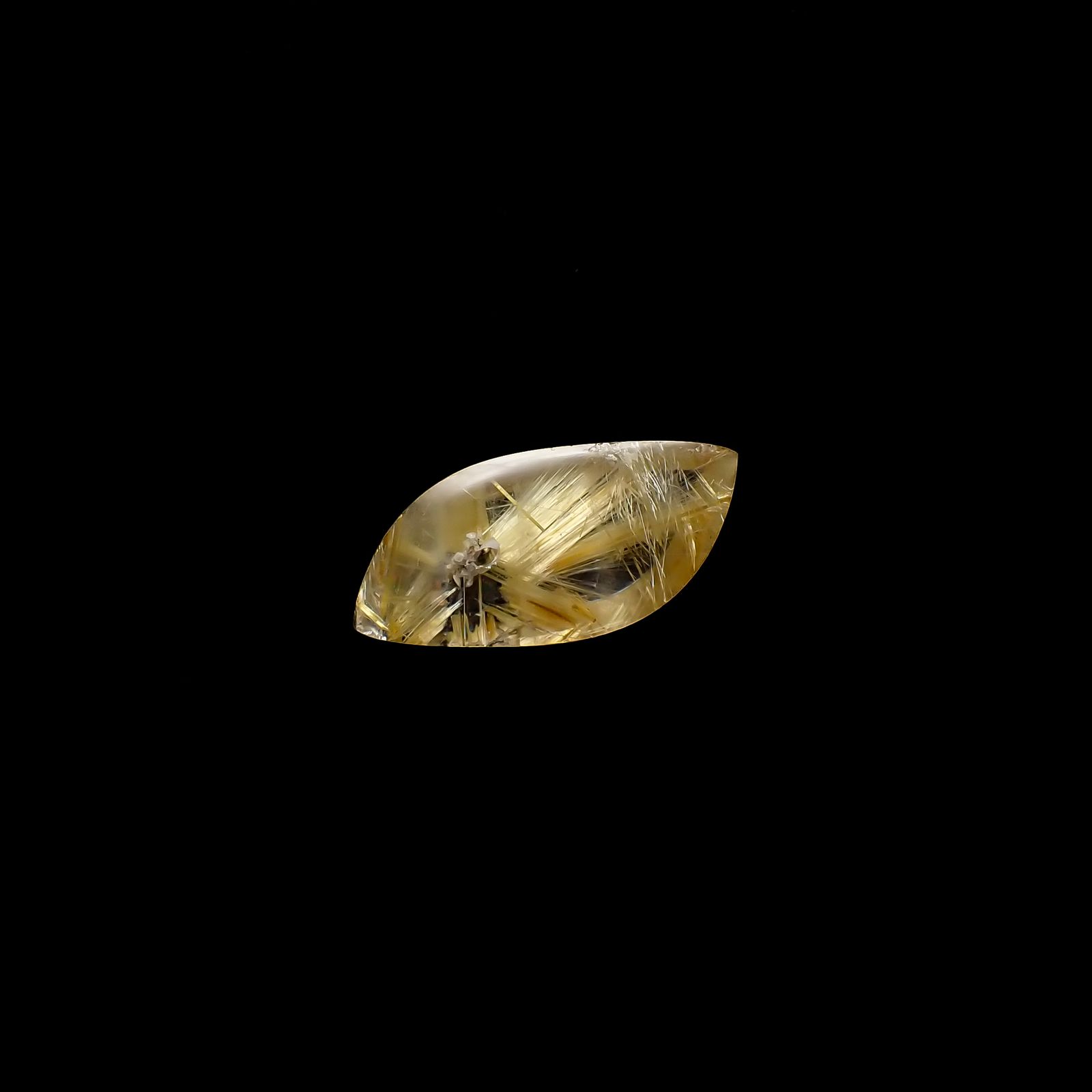 太陽ルチルクォーツ ブラジル産 8.05ct[240427313]22.6x10.3mm前後
