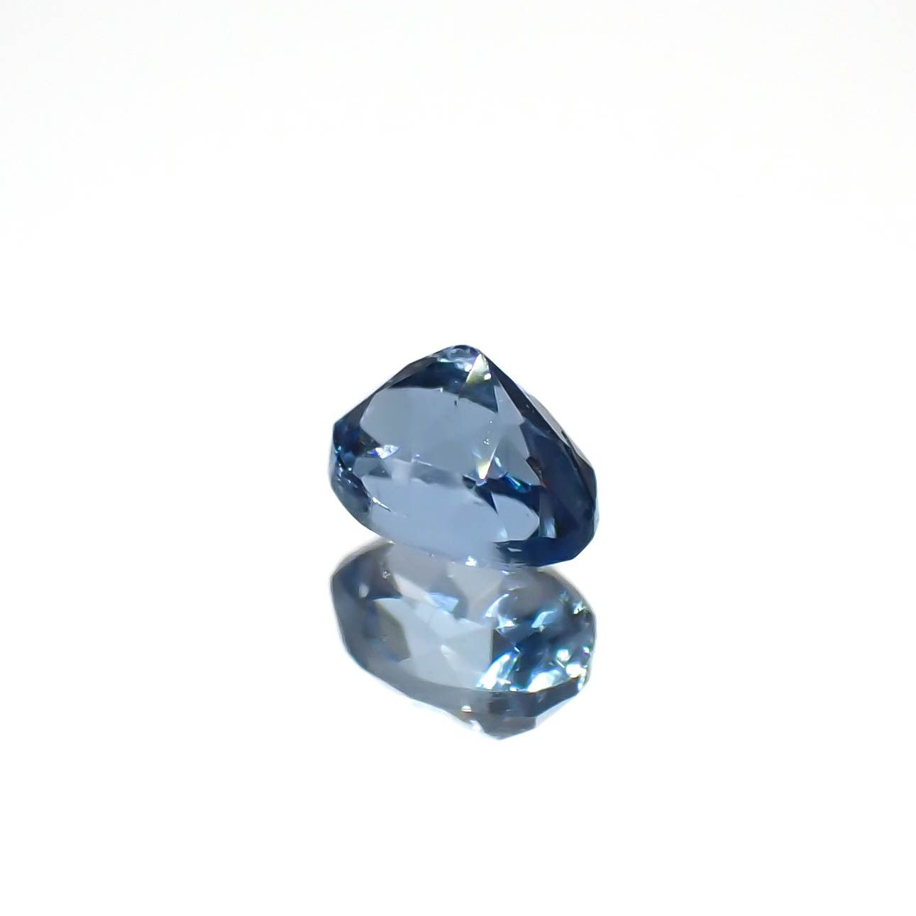 サンタマリアアクアマリン ブラジル産 0.18ct[240225995]4x2.9mm前後